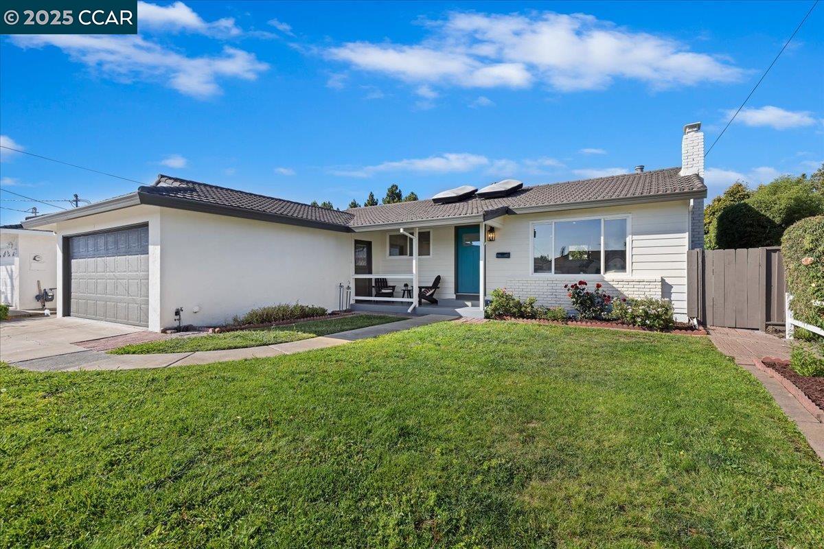 Detail Gallery Image 2 of 39 For 36172 Sandalwood St, Newark,  CA 94560 - 4 Beds | 2 Baths