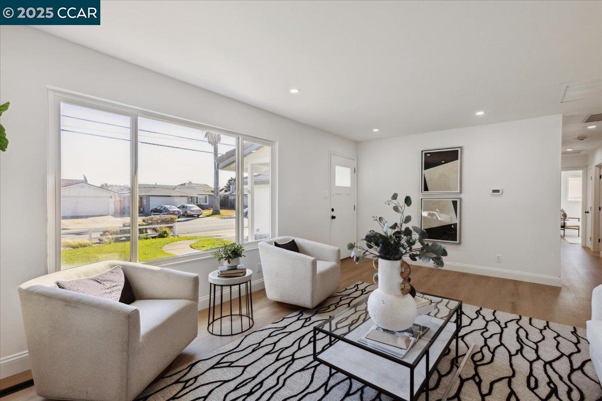 Detail Gallery Image 12 of 39 For 36172 Sandalwood St, Newark,  CA 94560 - 4 Beds | 2 Baths
