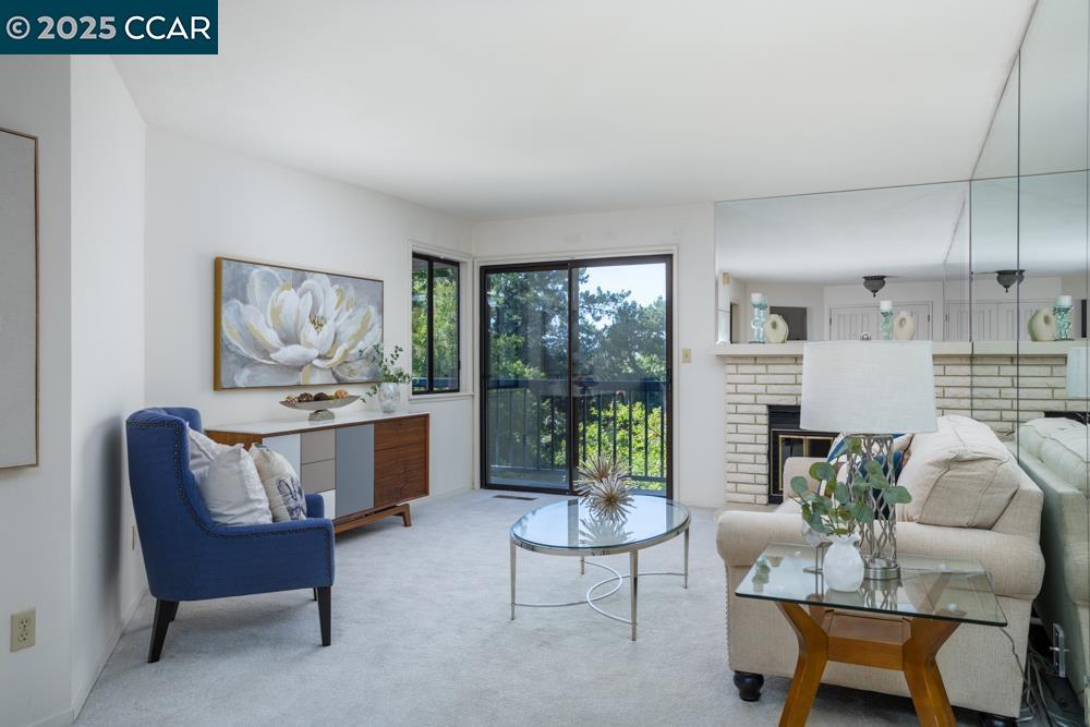 Photo #5: 41105267 Listing 