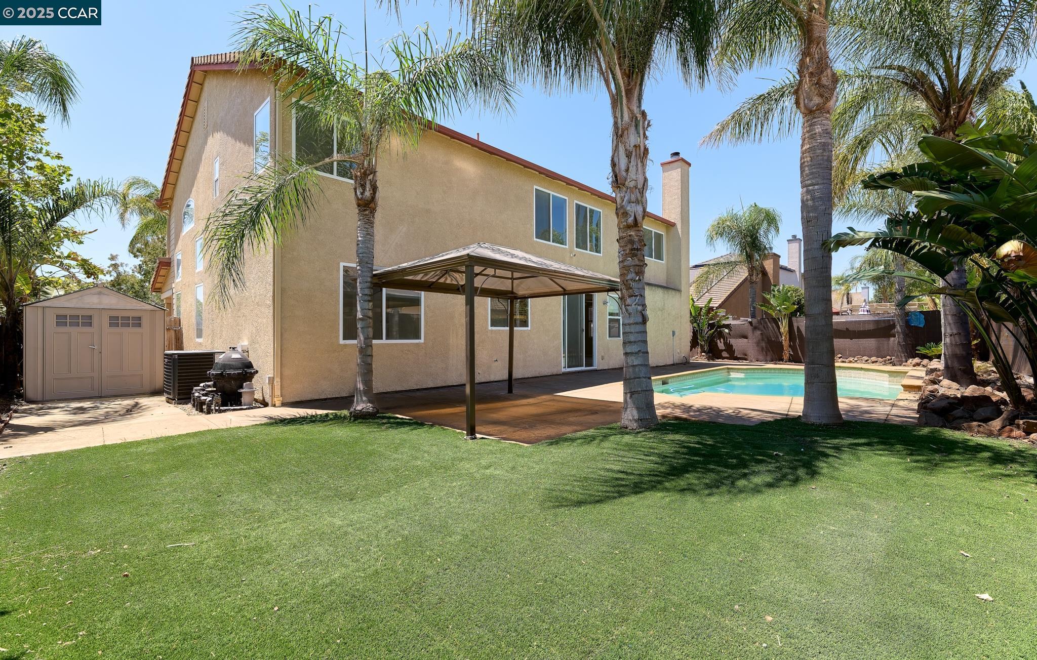 Detail Gallery Image 38 of 39 For 401 Pinenut St, Oakley,  CA 94561 - 5 Beds | 3 Baths
