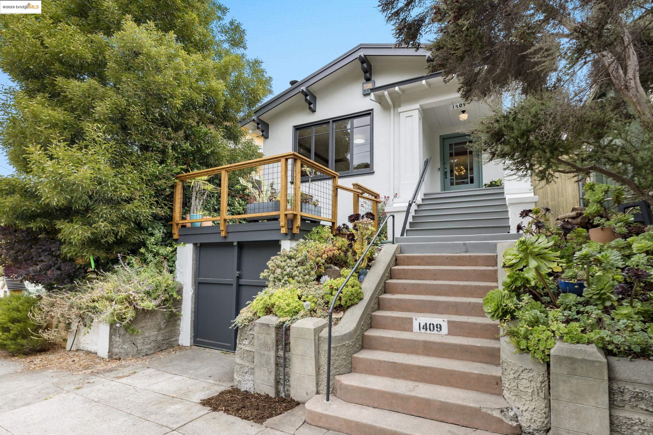 Detail Gallery Image 2 of 56 For 1409 Bonita Ave, Berkeley,  CA 94709 - 4 Beds | 2 Baths