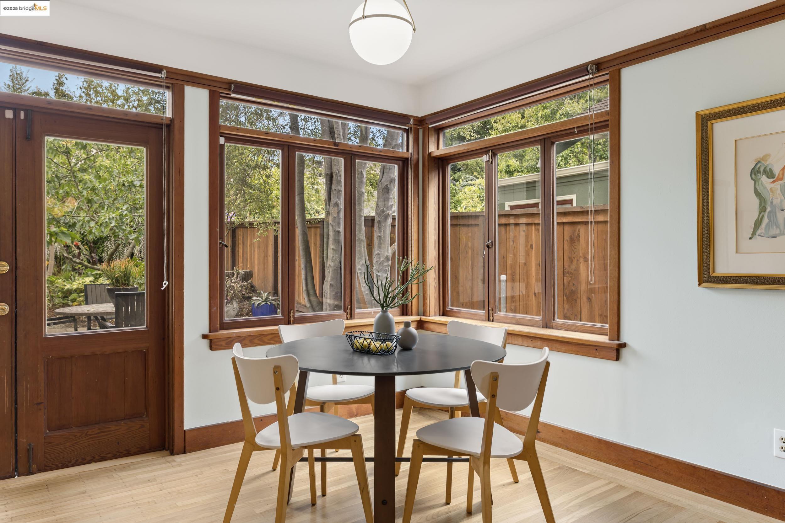 Detail Gallery Image 20 of 56 For 1409 Bonita Ave, Berkeley,  CA 94709 - 4 Beds | 2 Baths