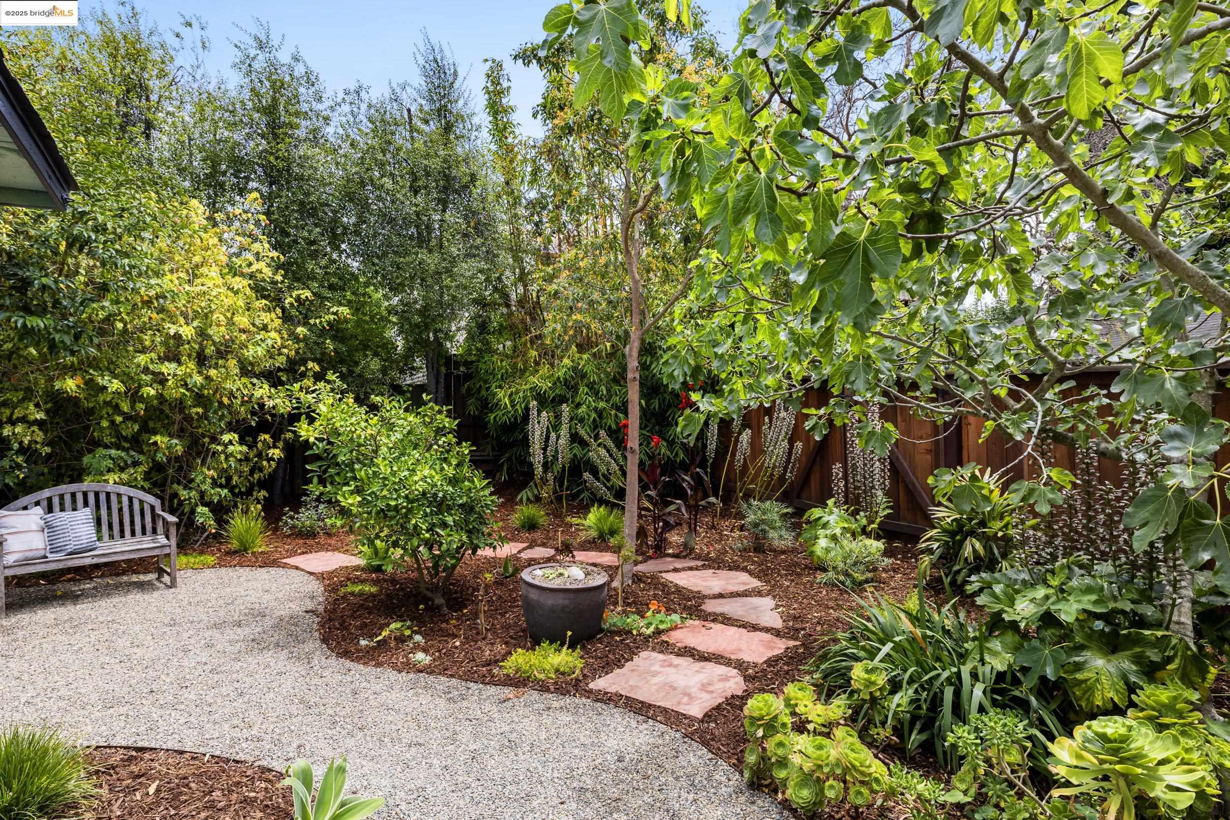 Detail Gallery Image 30 of 56 For 1409 Bonita Ave, Berkeley,  CA 94709 - 4 Beds | 2 Baths