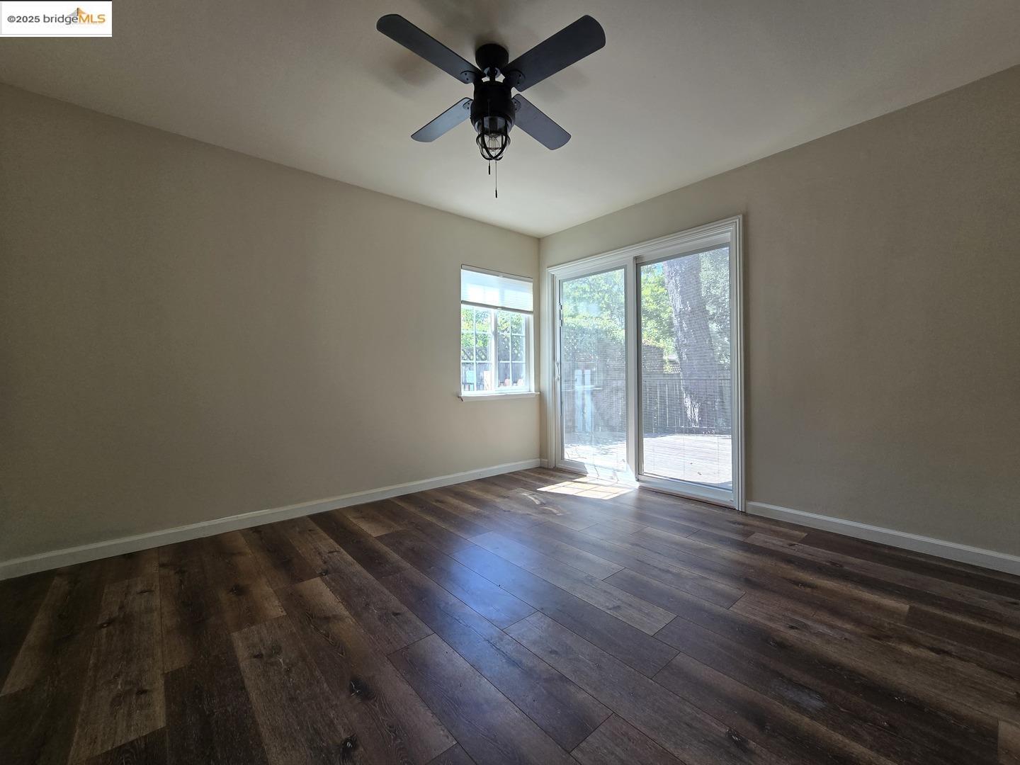 Detail Gallery Image 7 of 32 For 241 Humboldt St, San Rafael,  CA 94901 - 2 Beds | 1 Baths