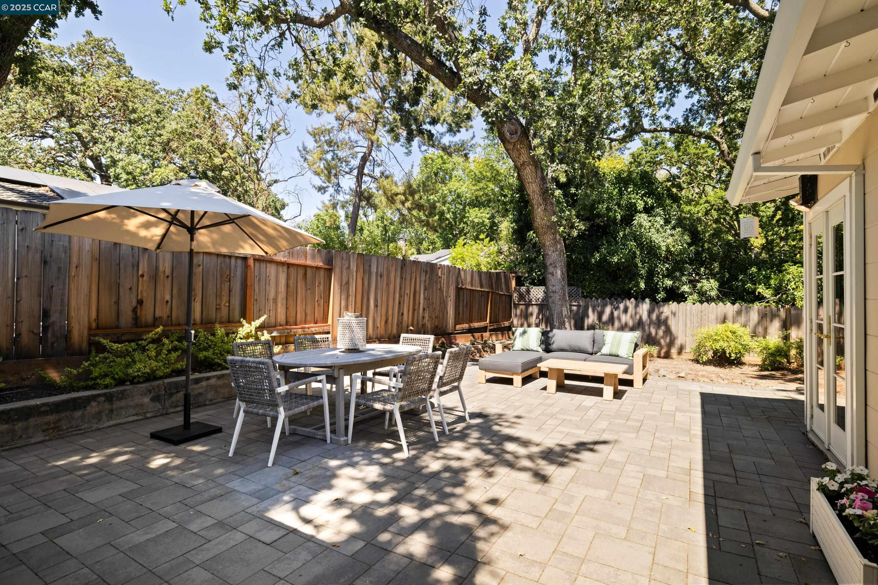 Detail Gallery Image 20 of 26 For 1016 Dyer Dr., Lafayette,  CA 94549 - 3 Beds | 2 Baths