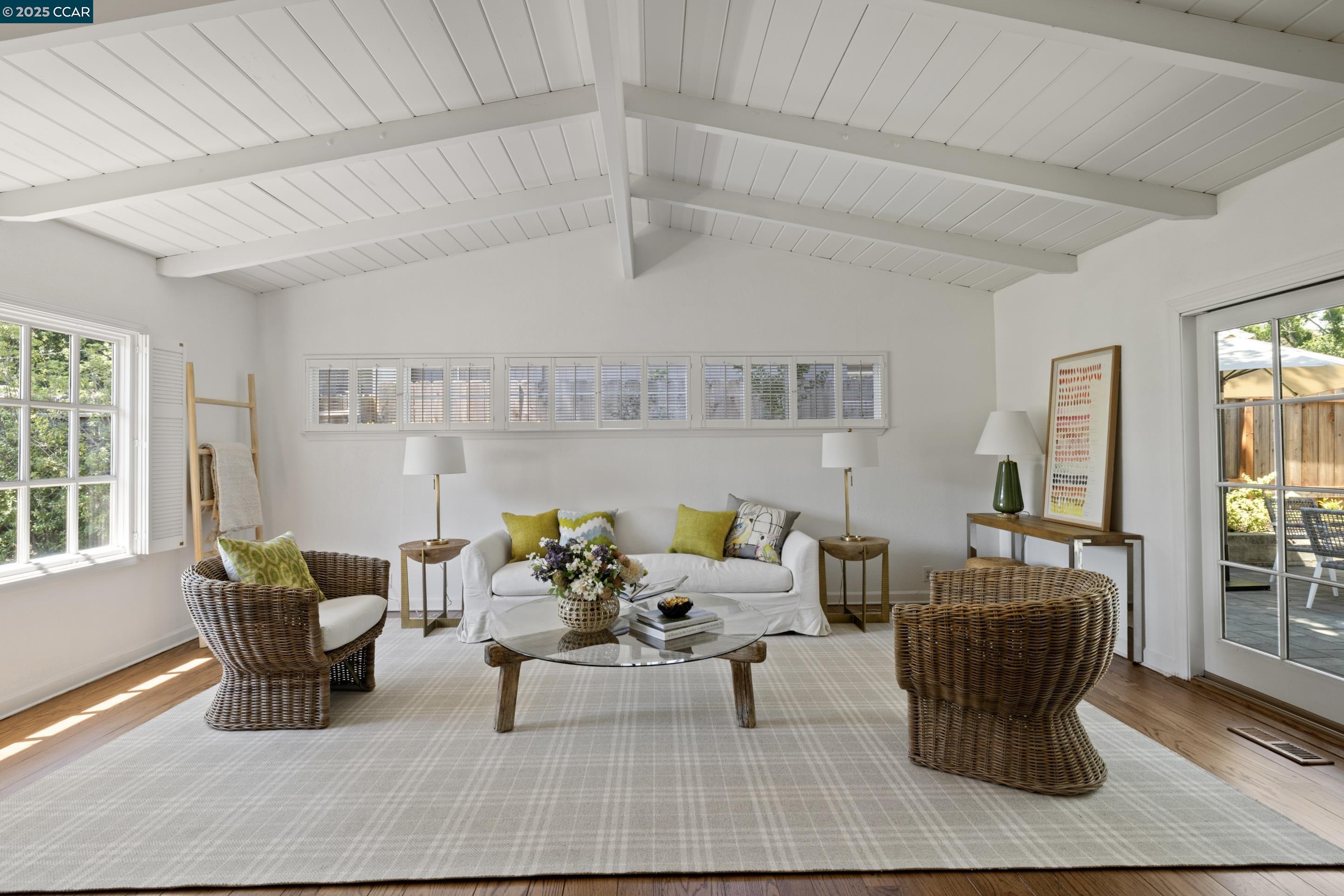 Detail Gallery Image 3 of 26 For 1016 Dyer Dr., Lafayette,  CA 94549 - 3 Beds | 2 Baths