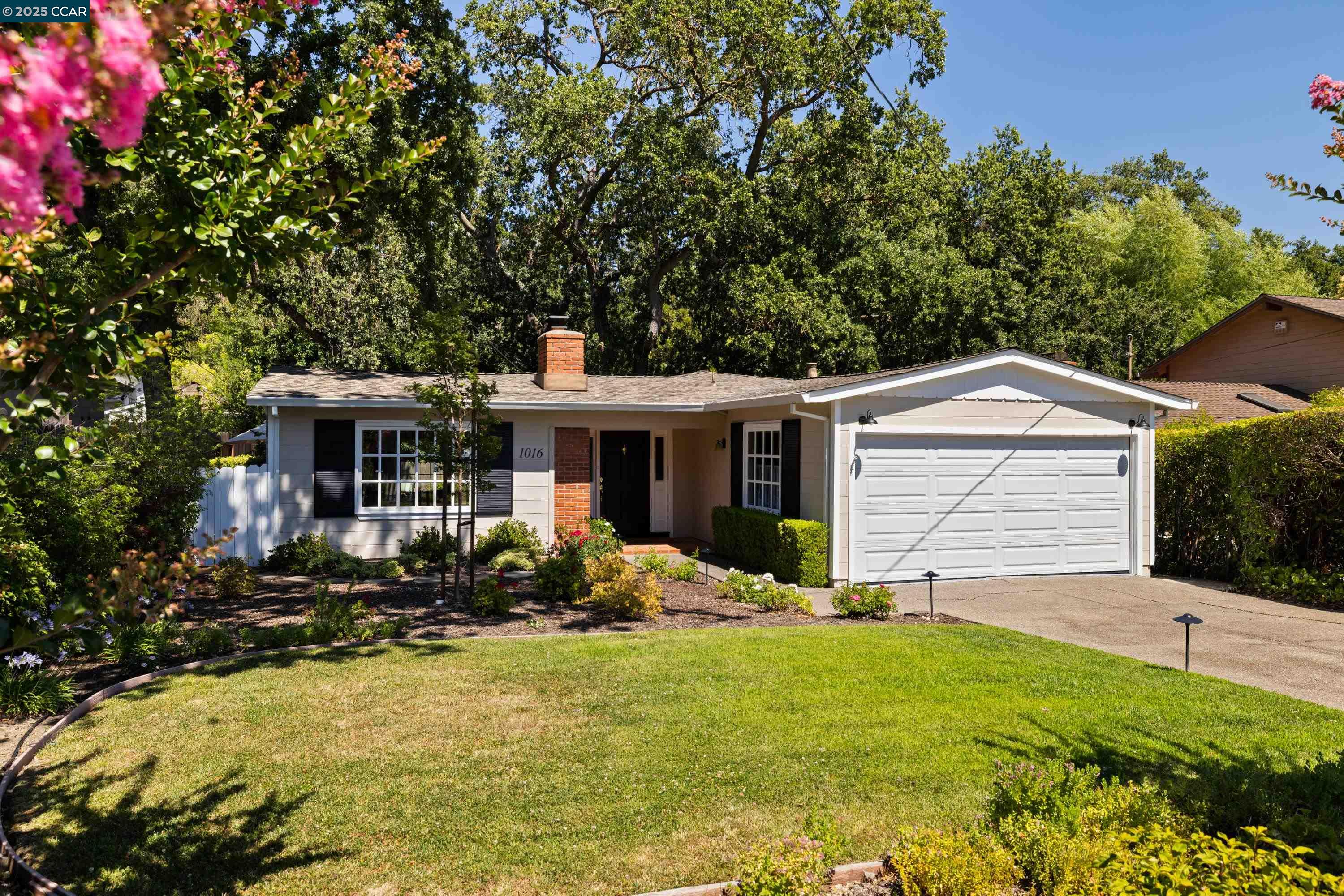 Detail Gallery Image 25 of 26 For 1016 Dyer Dr., Lafayette,  CA 94549 - 3 Beds | 2 Baths