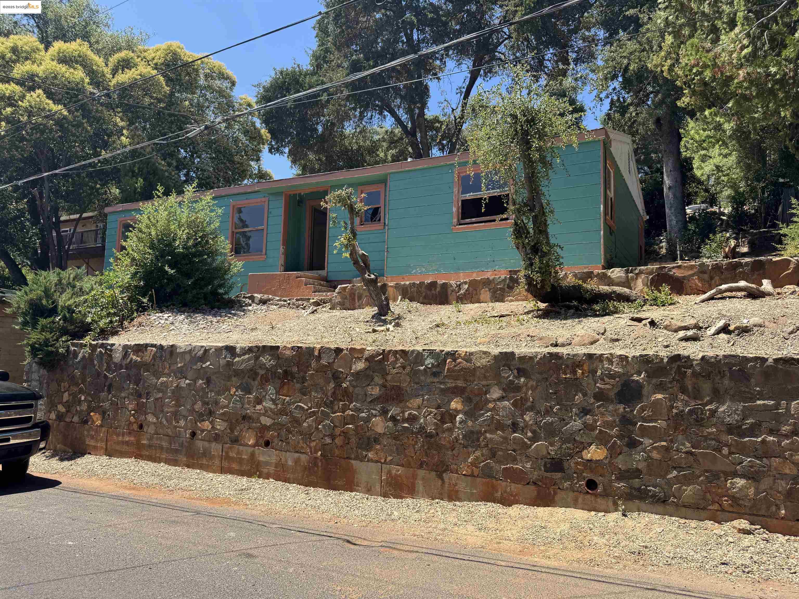 Detail Gallery Image 1 of 17 For 266 E Jackson St, Sonora,  CA 95370 - 3 Beds | 1 Baths