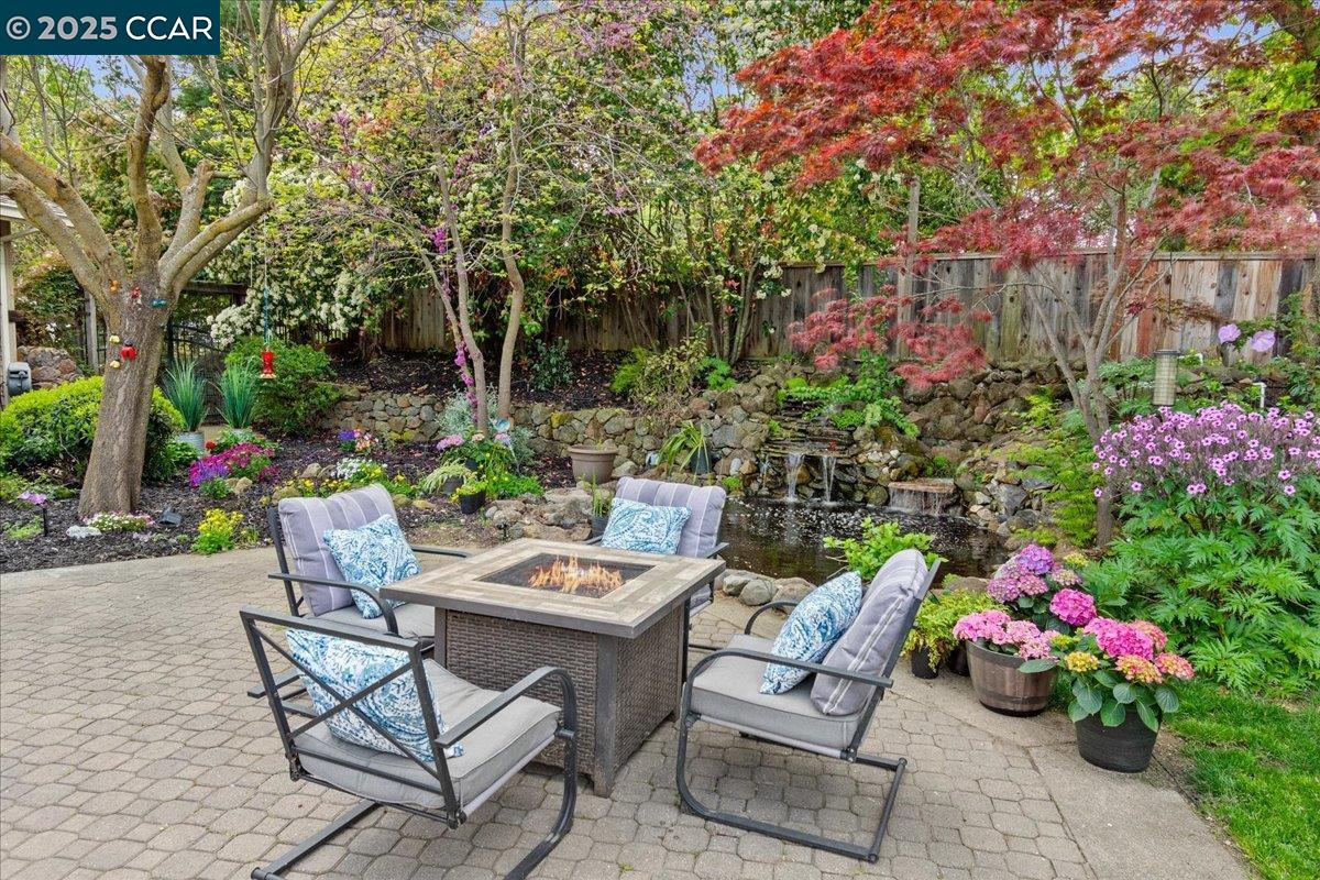 Detail Gallery Image 25 of 57 For 1101 North Gate Road, Walnut Creek,  CA 94598 - 5 Beds | 3/1 Baths