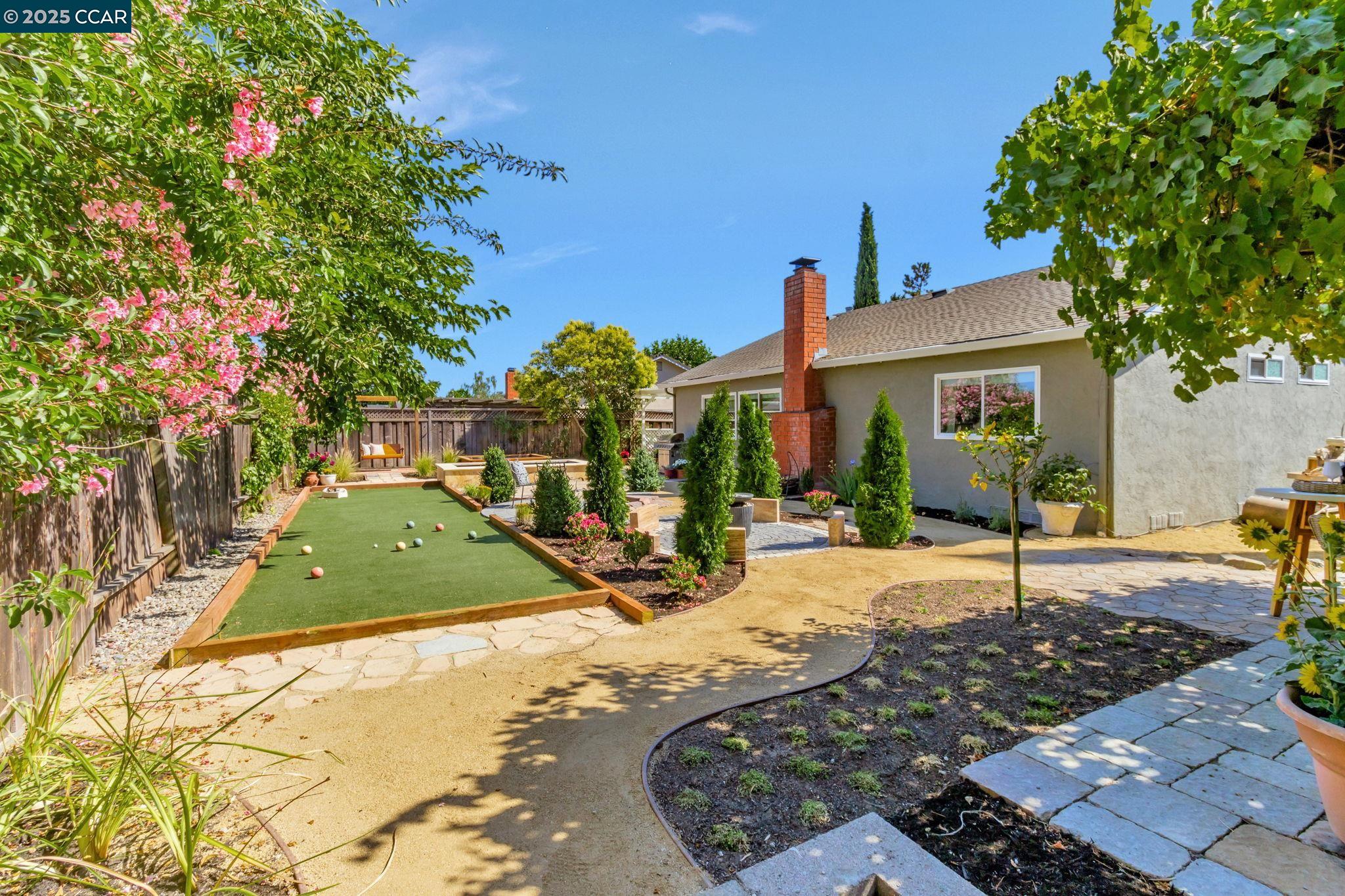 Detail Gallery Image 23 of 32 For 16 Belfast Pl, San Ramon,  CA 94583 - 3 Beds | 2 Baths