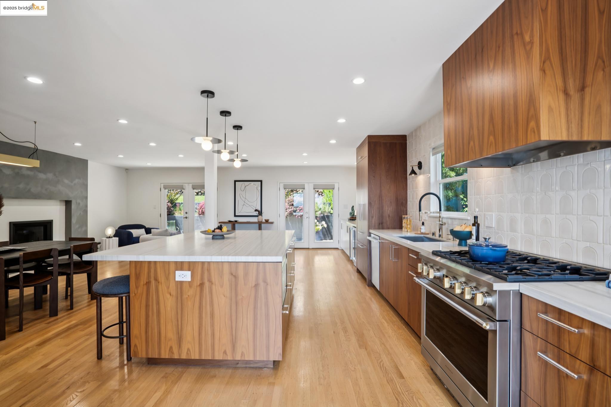 4378 Arcadia Ave, Oakland, California 94602, 4 Bedrooms Bedrooms, 8 Rooms Rooms,4 BathroomsBathrooms,Residential,For Sale,4378 Arcadia Ave,41105279