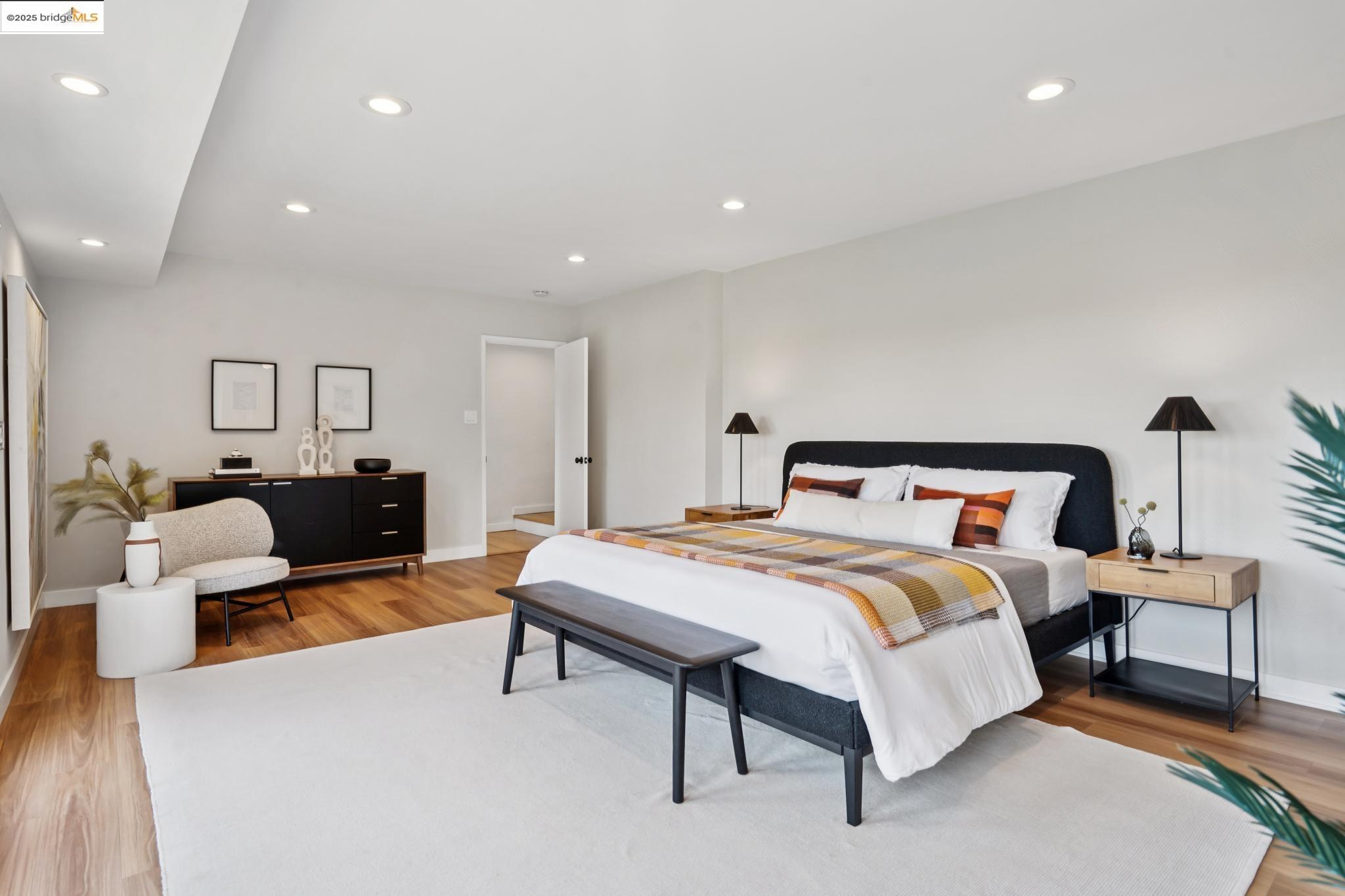 4378 Arcadia Ave, Oakland, California 94602, 4 Bedrooms Bedrooms, 8 Rooms Rooms,4 BathroomsBathrooms,Residential,For Sale,4378 Arcadia Ave,41105279