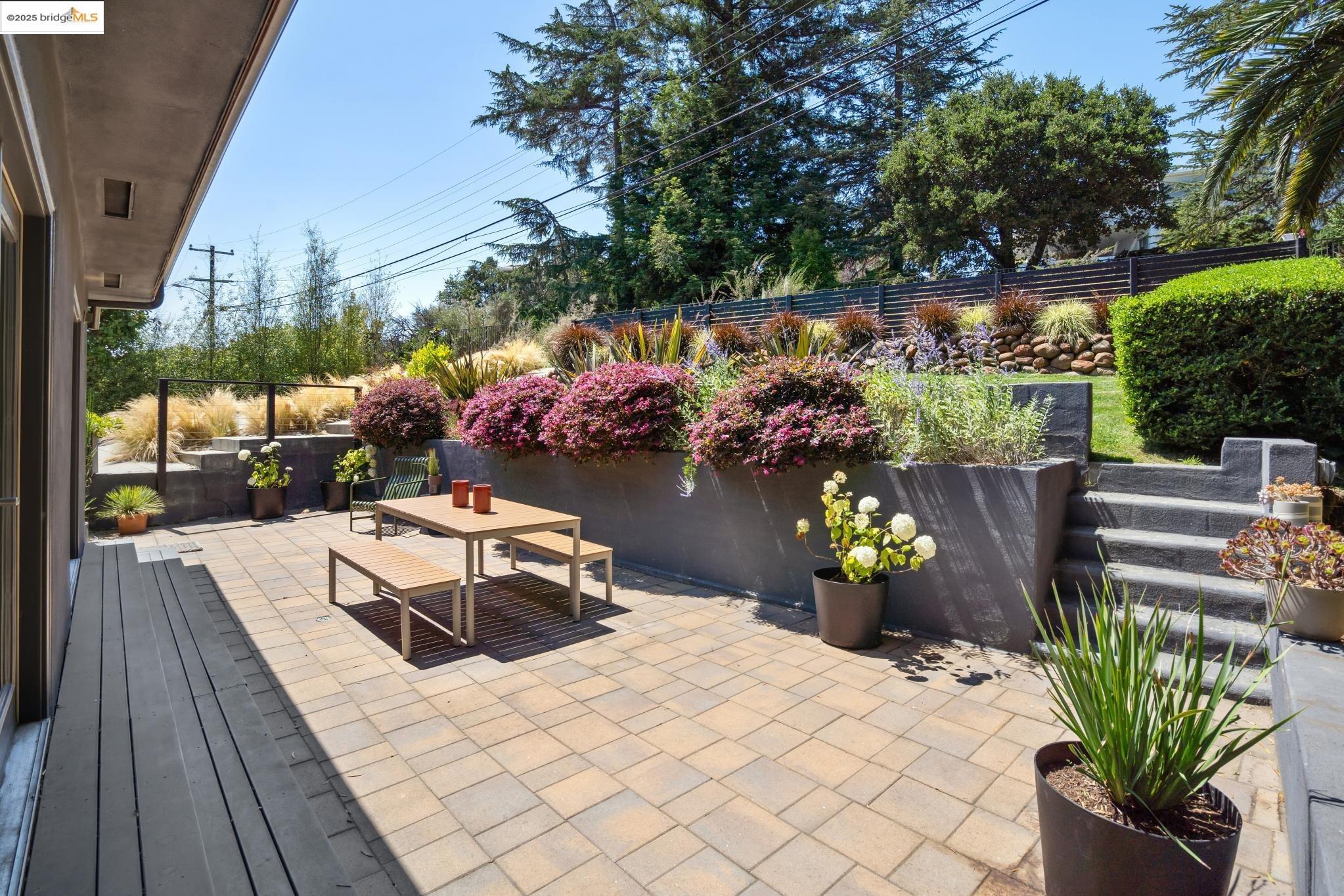4378 Arcadia Ave, Oakland, California 94602, 4 Bedrooms Bedrooms, 8 Rooms Rooms,4 BathroomsBathrooms,Residential,For Sale,4378 Arcadia Ave,41105279