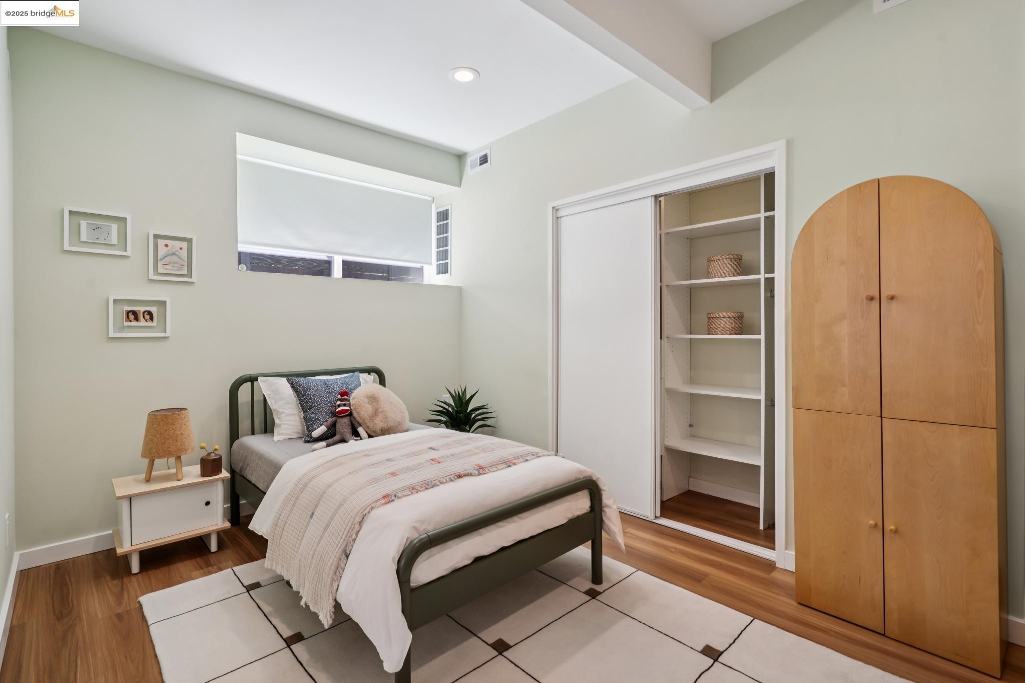 4378 Arcadia Ave, Oakland, California 94602, 4 Bedrooms Bedrooms, 8 Rooms Rooms,4 BathroomsBathrooms,Residential,For Sale,4378 Arcadia Ave,41105279
