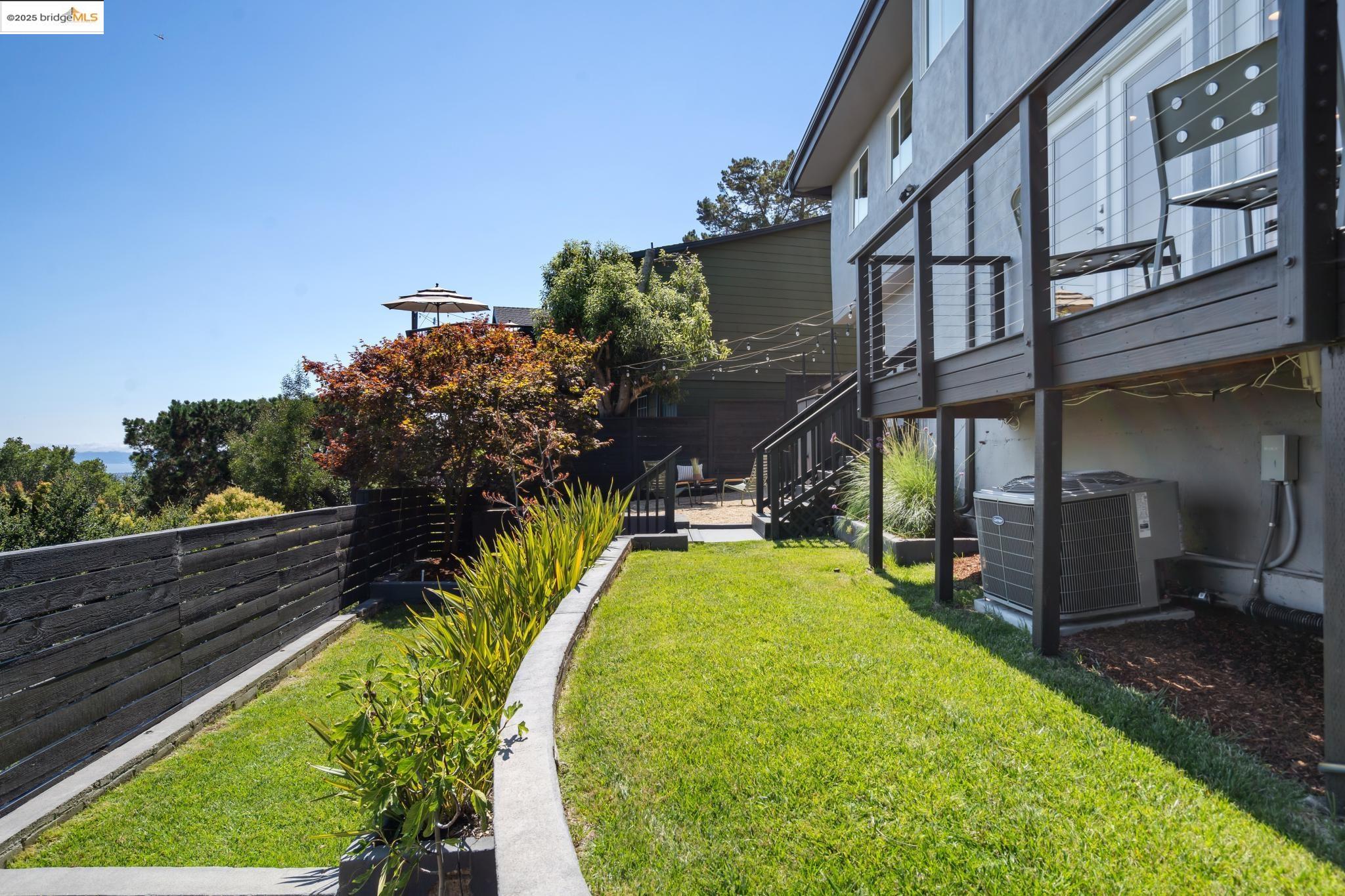 4378 Arcadia Ave, Oakland, California 94602, 4 Bedrooms Bedrooms, 8 Rooms Rooms,4 BathroomsBathrooms,Residential,For Sale,4378 Arcadia Ave,41105279