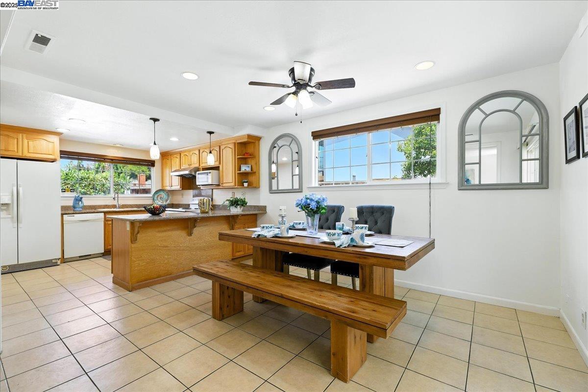 Detail Gallery Image 11 of 60 For 1915 Perrone Cir, San Jose,  CA 95116 - 4 Beds | 2 Baths