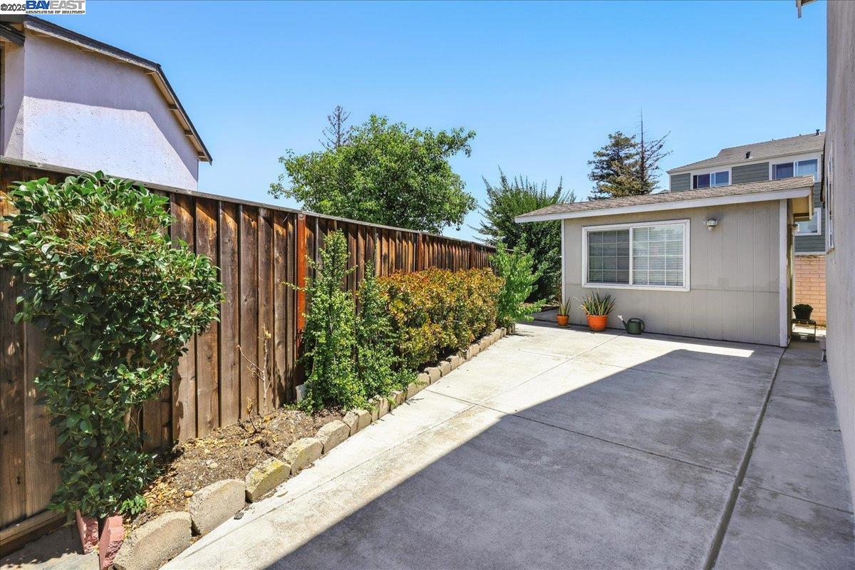 Detail Gallery Image 55 of 60 For 1915 Perrone Cir, San Jose,  CA 95116 - 4 Beds | 2 Baths