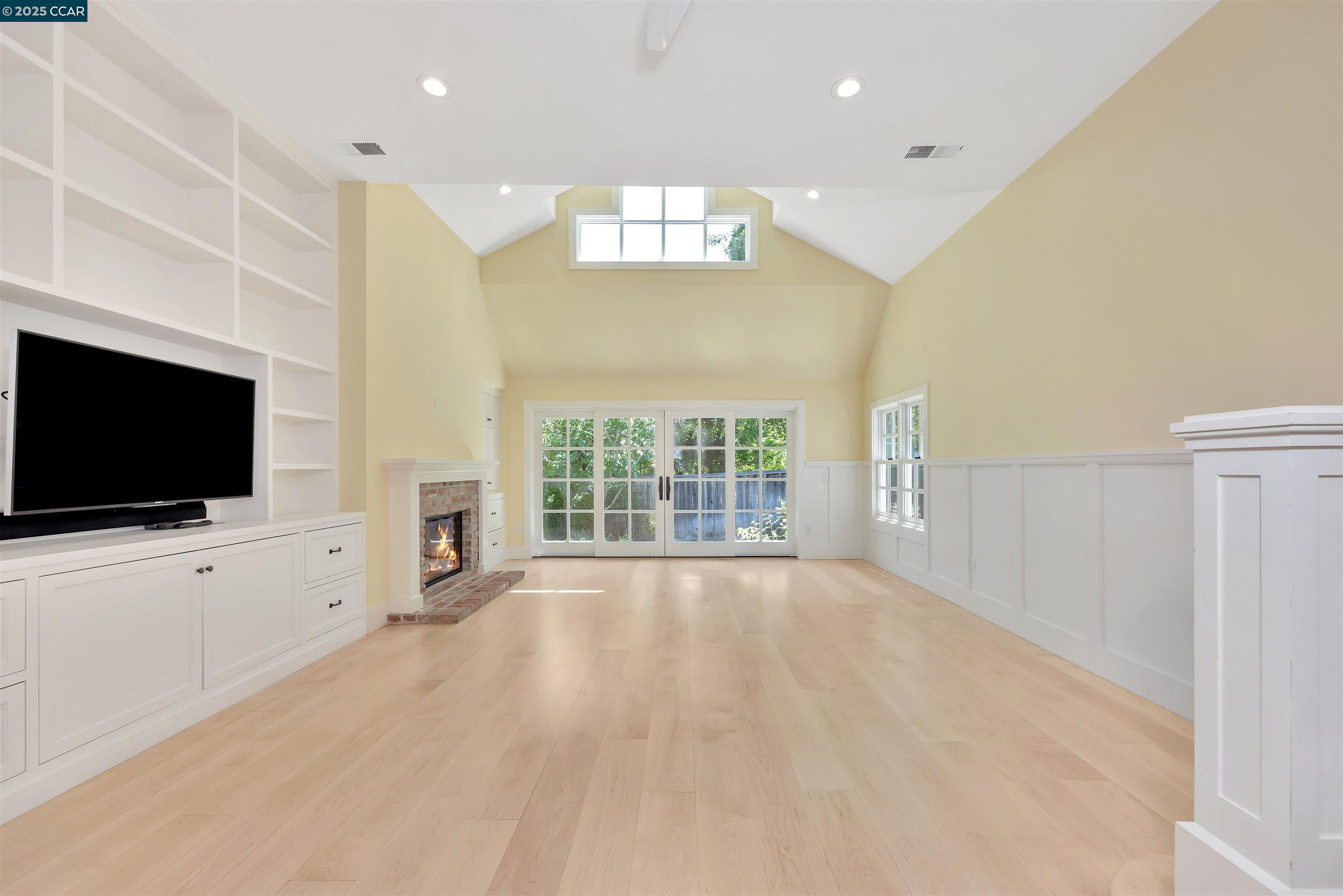 772 John Way, Lafayette, California 94549, 4 Bedrooms Bedrooms, 10 Rooms Rooms,3 BathroomsBathrooms,Residential Lease,For Rent,772 John Way,41105282