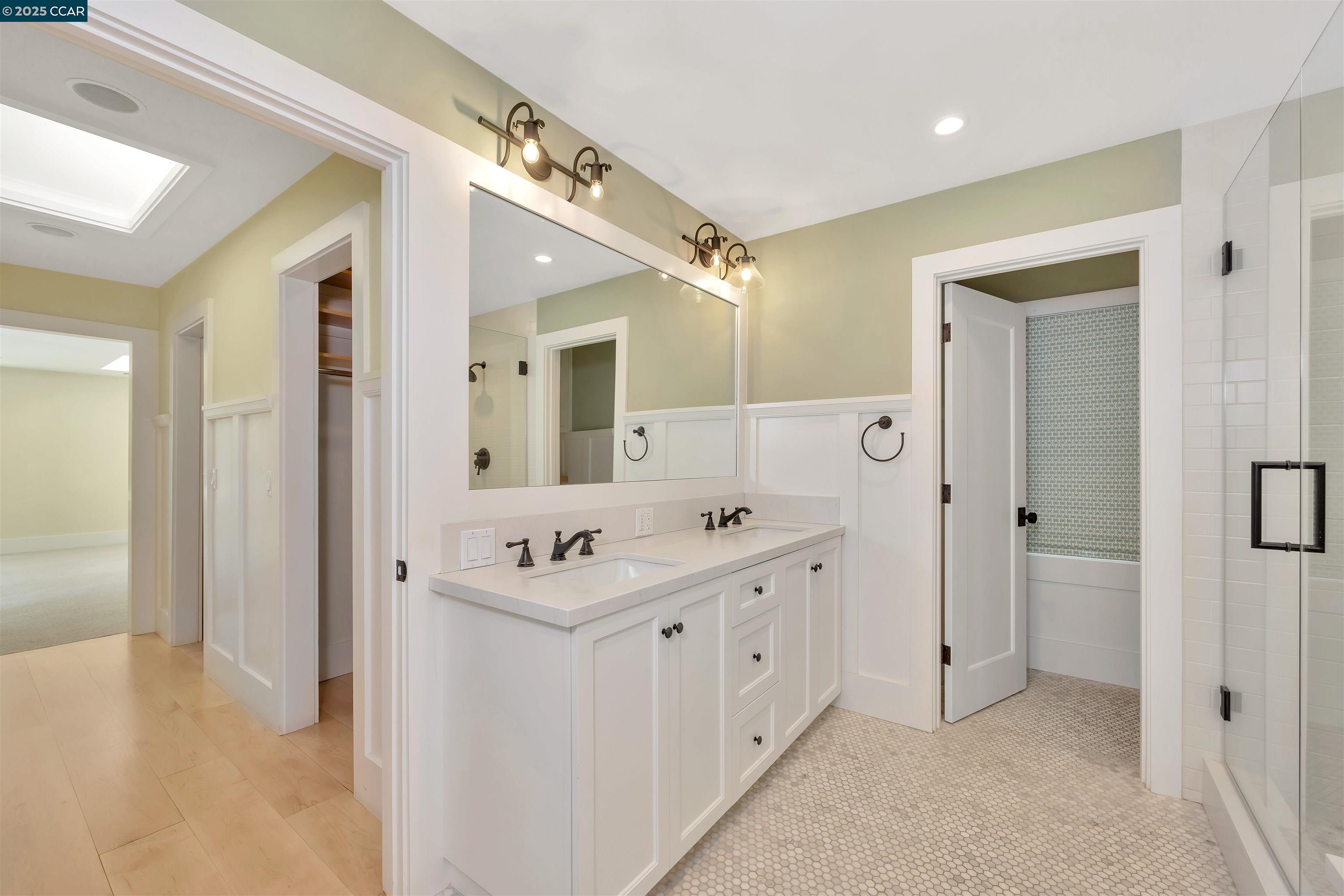 772 John Way, Lafayette, California 94549, 4 Bedrooms Bedrooms, 10 Rooms Rooms,3 BathroomsBathrooms,Residential Lease,For Rent,772 John Way,41105282