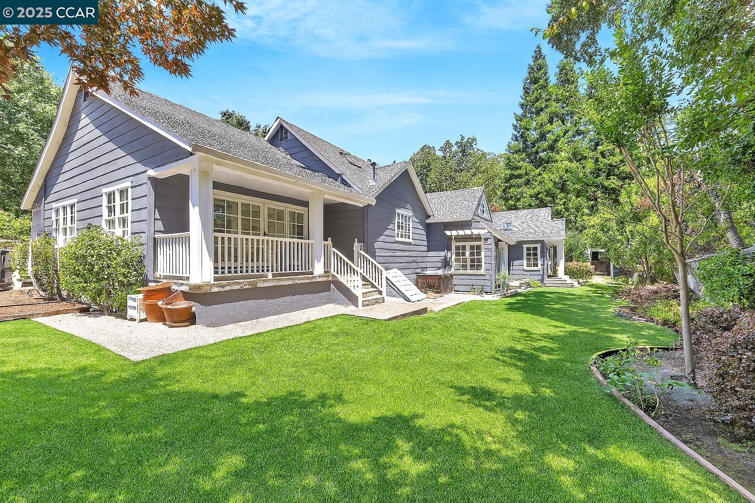 772 John Way, Lafayette, California 94549, 4 Bedrooms Bedrooms, 10 Rooms Rooms,3 BathroomsBathrooms,Residential Lease,For Rent,772 John Way,41105282