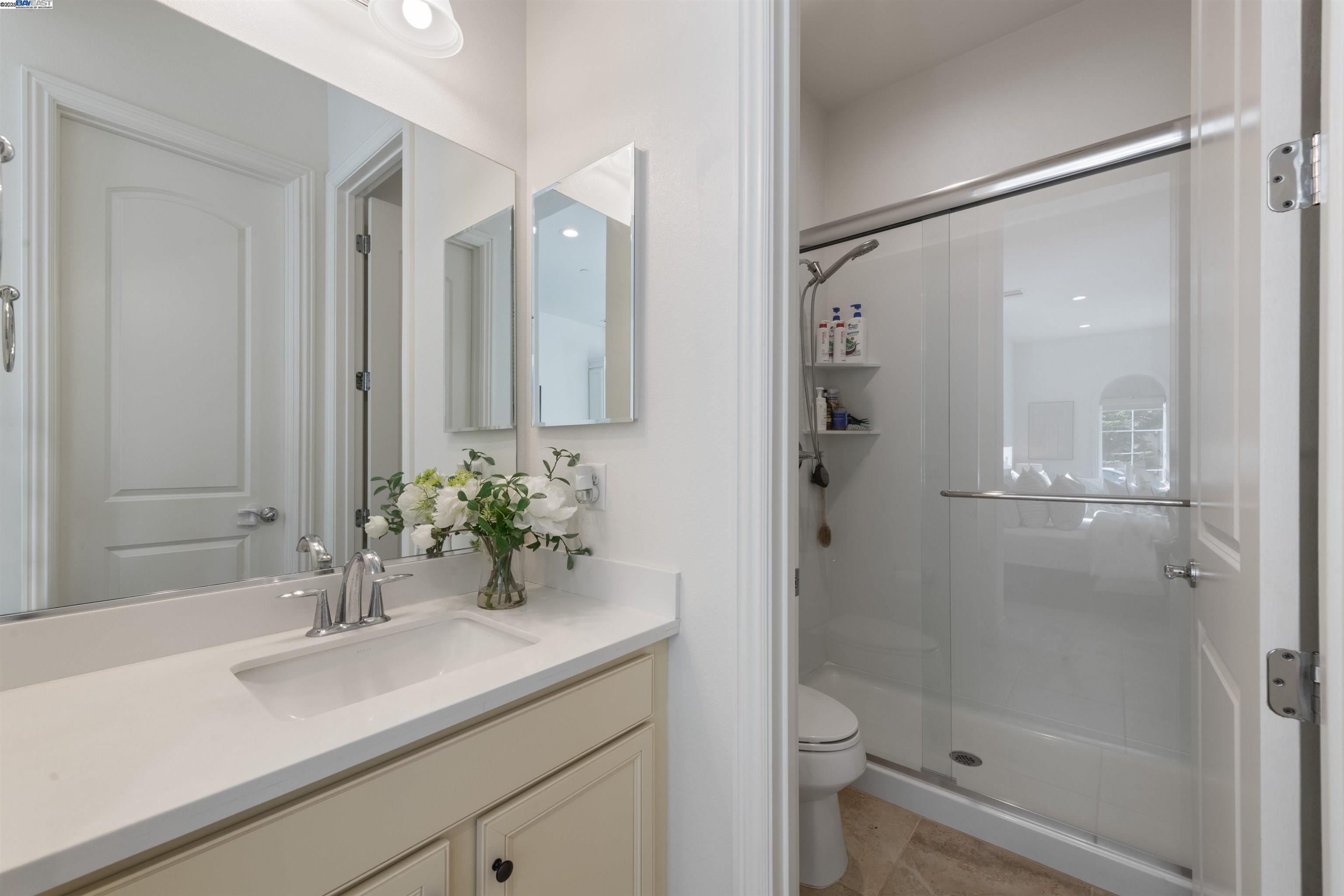 Detail Gallery Image 28 of 52 For 7152 Aubrey Way, Dublin,  CA 94568 - 5 Beds | 5/1 Baths