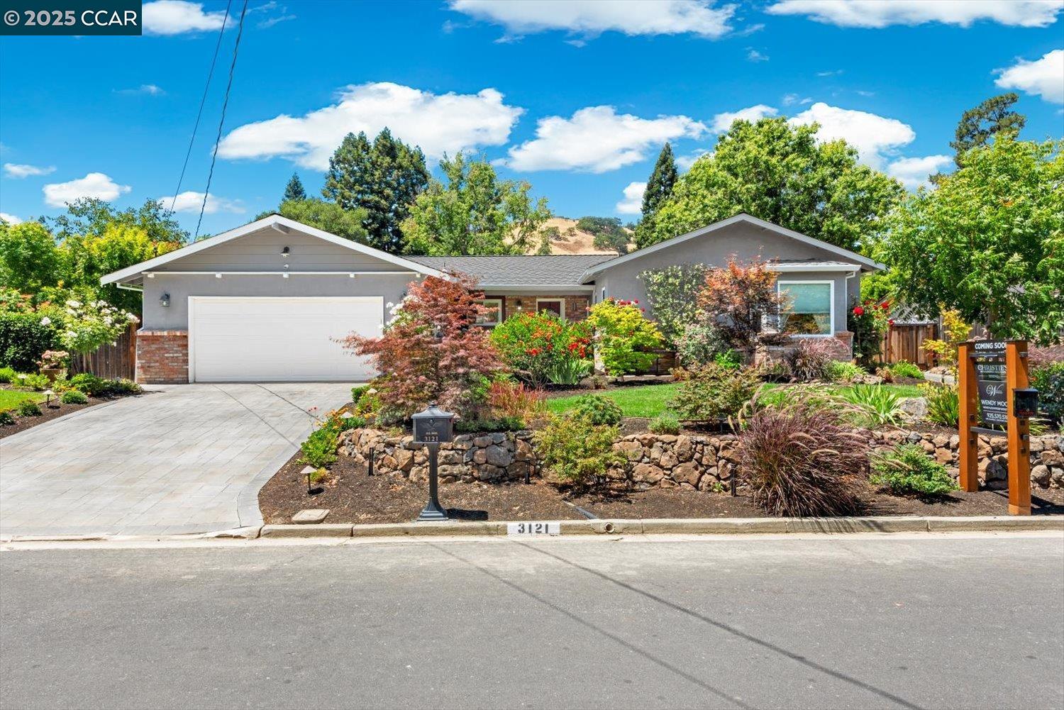 Detail Gallery Image 3 of 60 For 3121 Del Oceano Dr, Lafayette,  CA 94549 - 3 Beds | 2 Baths