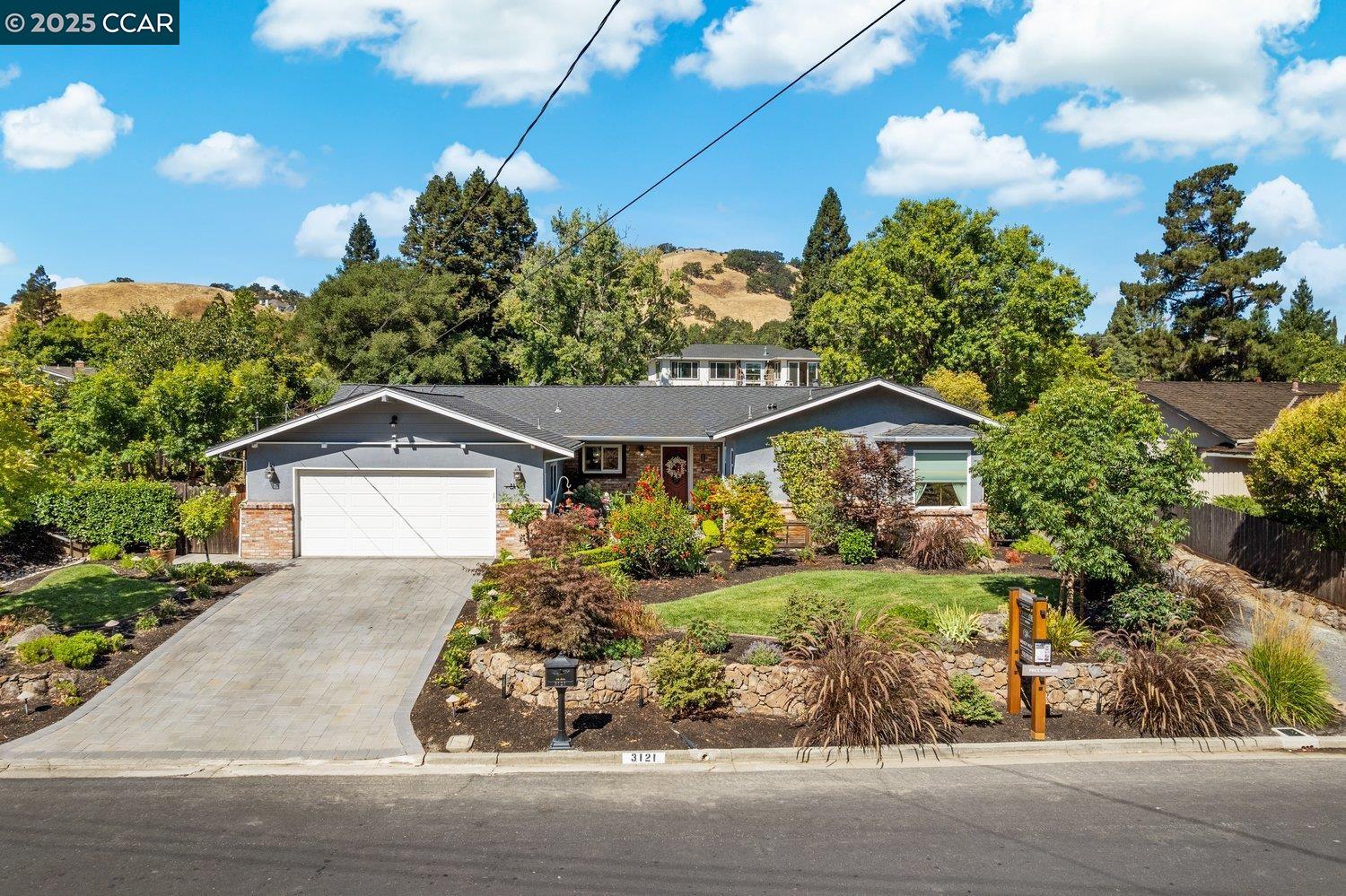 Detail Gallery Image 4 of 60 For 3121 Del Oceano Dr, Lafayette,  CA 94549 - 3 Beds | 2 Baths