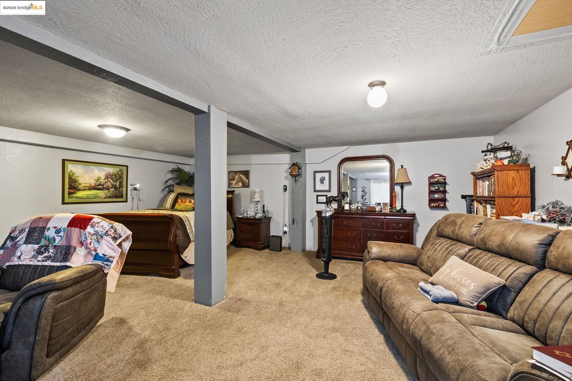 Detail Gallery Image 16 of 35 For 24214 N Oxbow Lane, Sonora,  CA 95370 - 3 Beds | 3 Baths