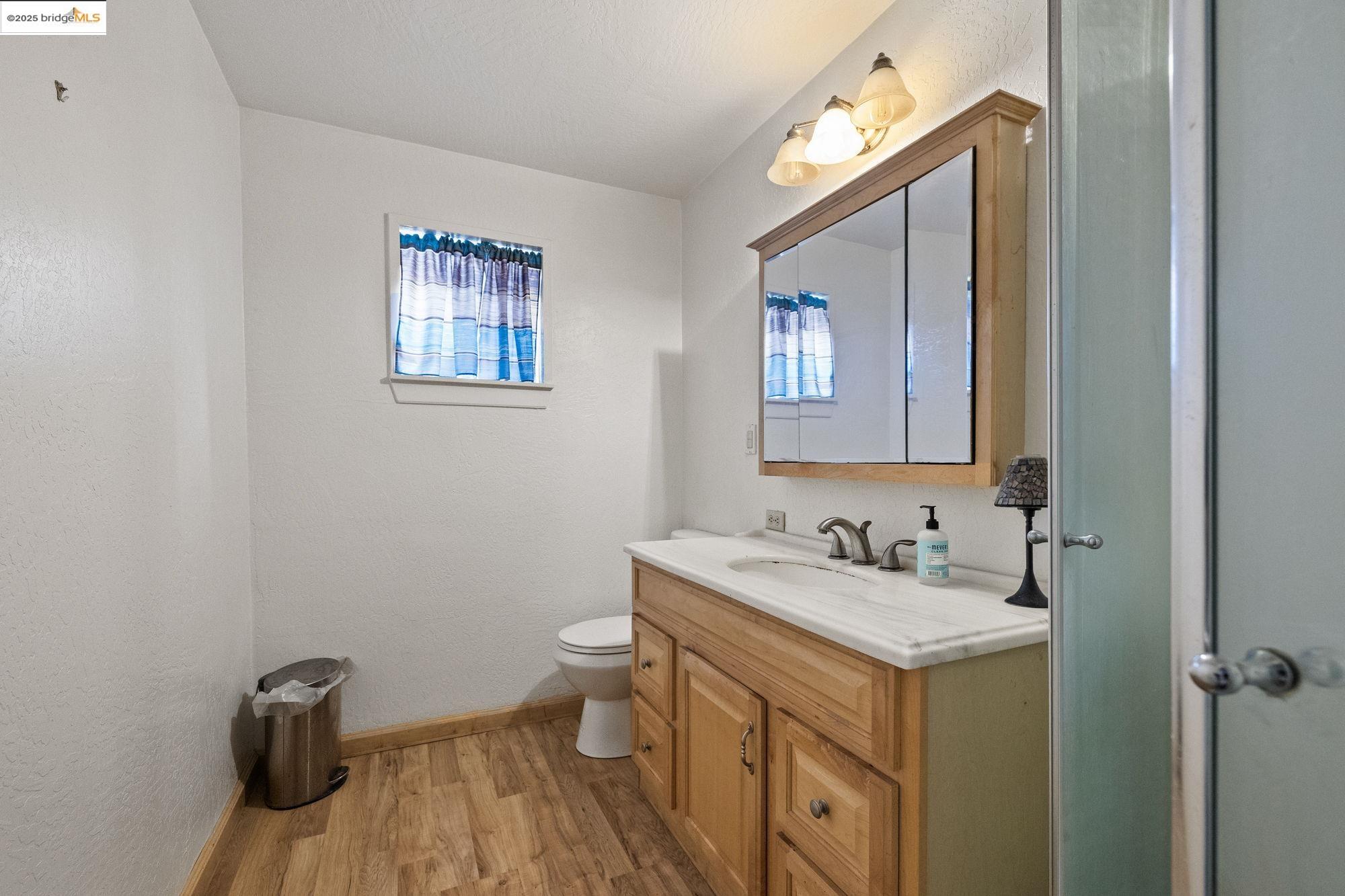 Detail Gallery Image 19 of 35 For 24214 N Oxbow Lane, Sonora,  CA 95370 - 3 Beds | 3 Baths