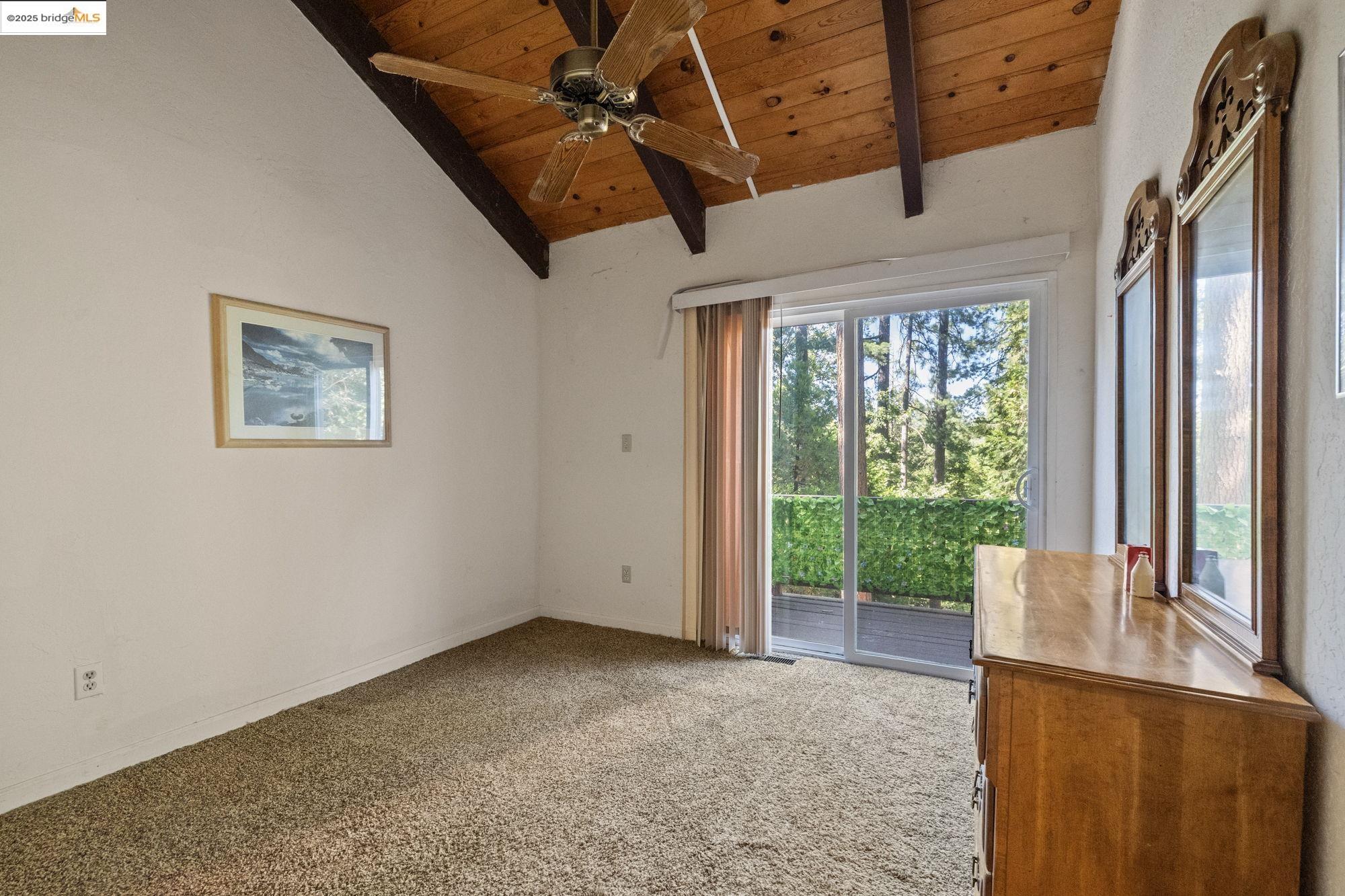 Detail Gallery Image 20 of 35 For 24214 N Oxbow Lane, Sonora,  CA 95370 - 3 Beds | 3 Baths