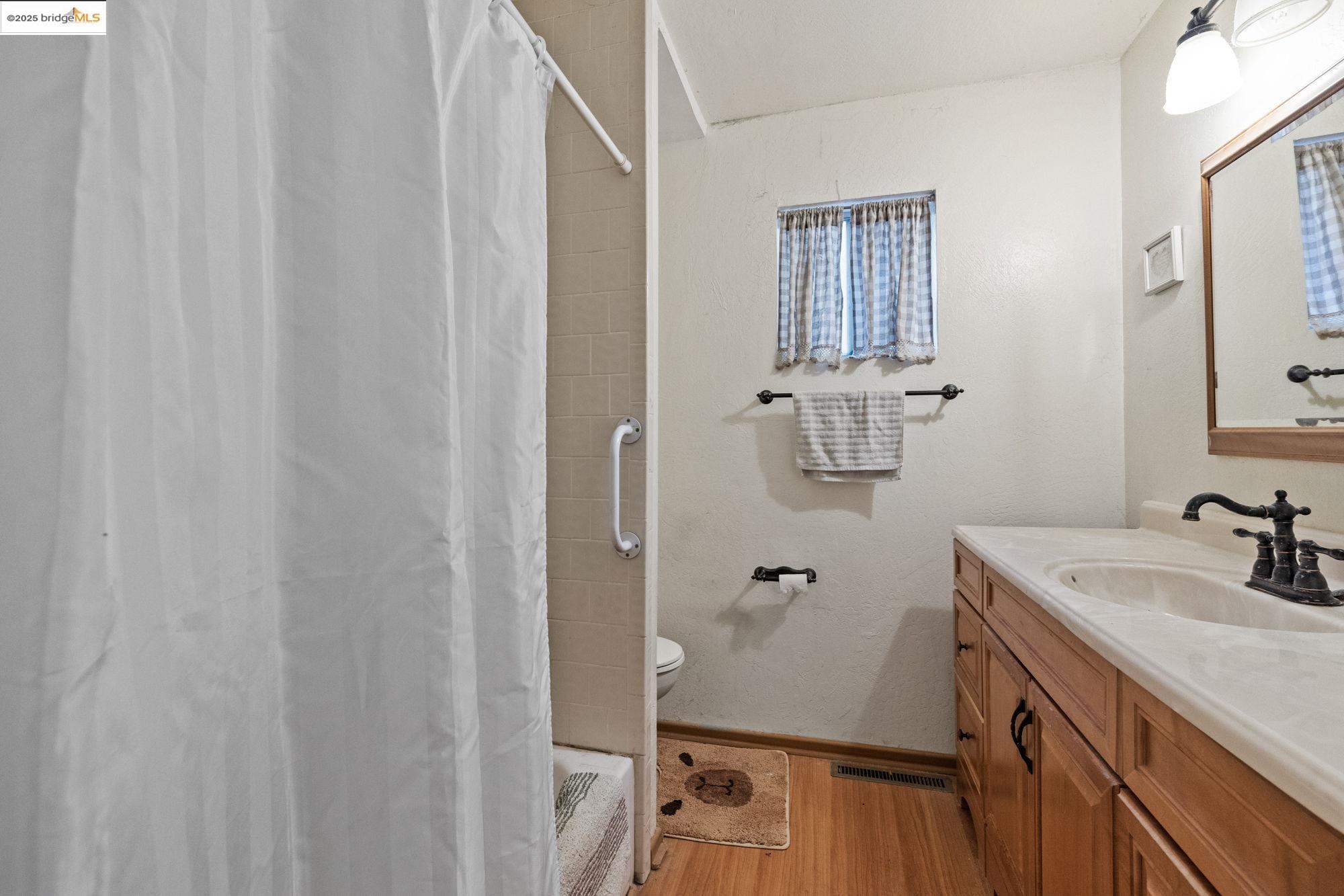 Detail Gallery Image 21 of 35 For 24214 N Oxbow Lane, Sonora,  CA 95370 - 3 Beds | 3 Baths