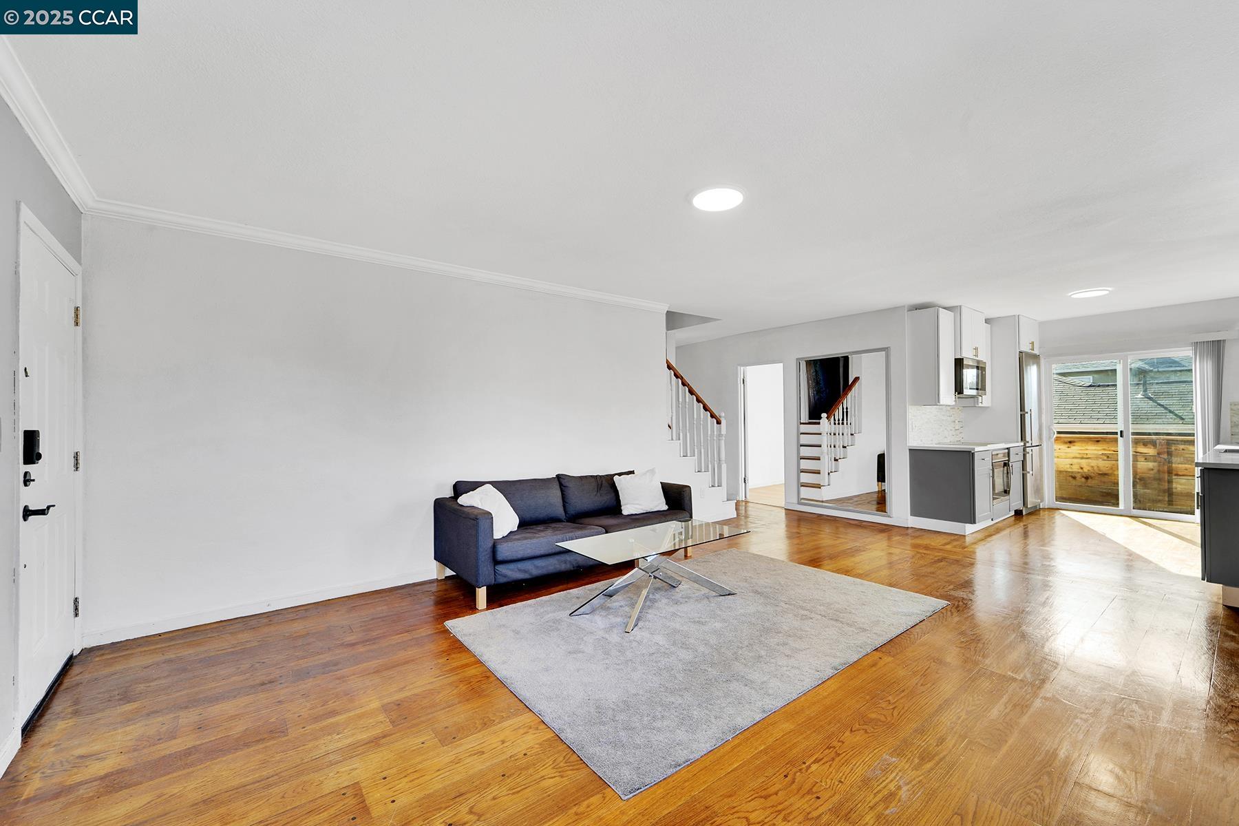 Detail Gallery Image 7 of 27 For 495 Key Blvd, Richmond,  CA 94805 - – Beds | – Baths
