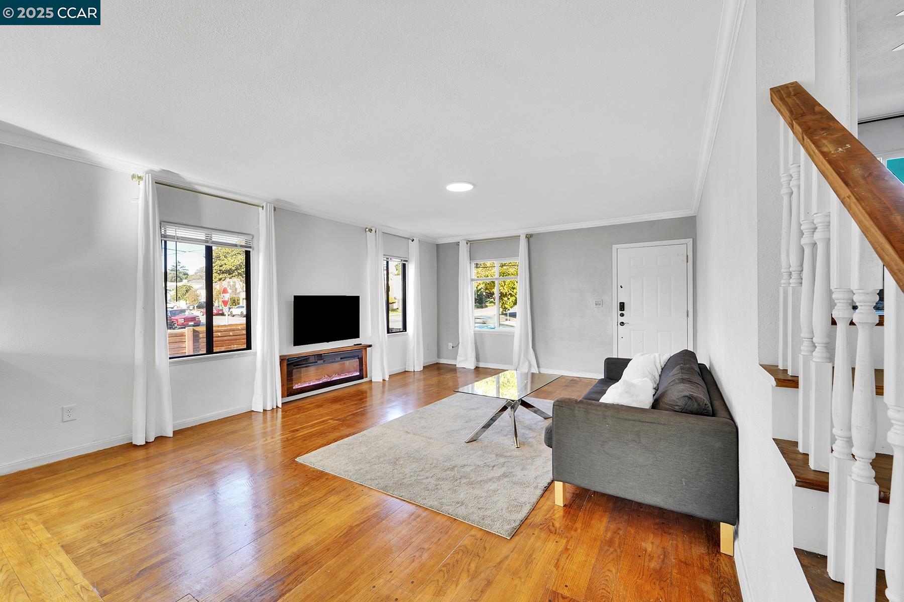 Detail Gallery Image 9 of 27 For 495 Key Blvd, Richmond,  CA 94805 - – Beds | – Baths