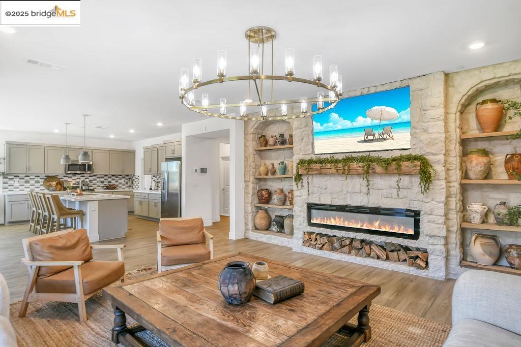 Detail Gallery Image 15 of 42 For 5153 Maniago Way, Antioch,  CA 94531 - 4 Beds | 3/1 Baths