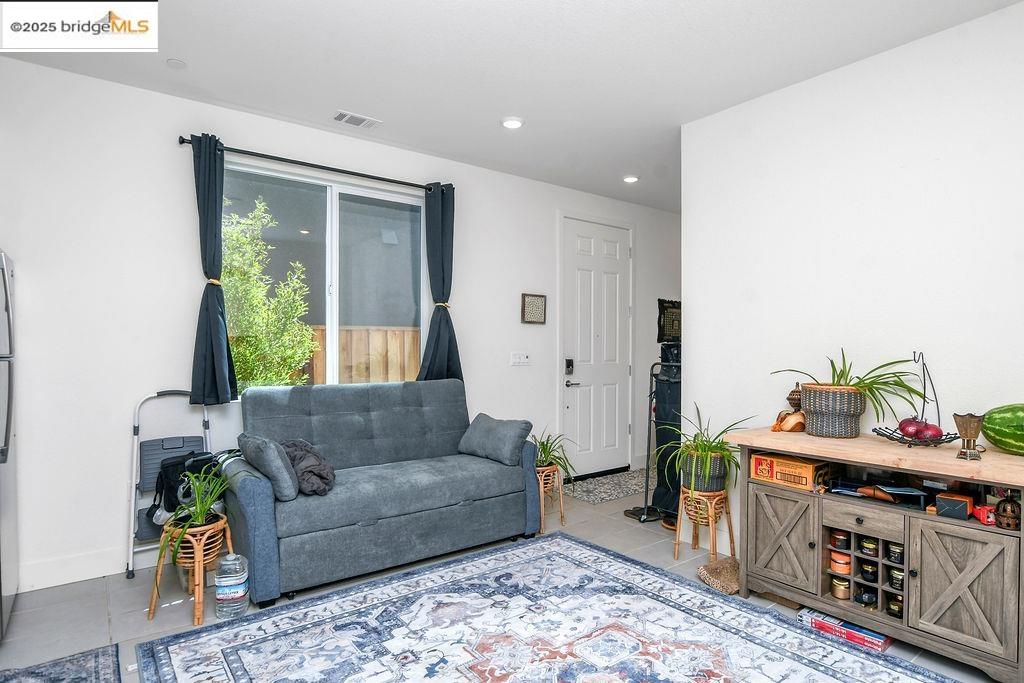 Detail Gallery Image 31 of 42 For 5153 Maniago Way, Antioch,  CA 94531 - 4 Beds | 3/1 Baths