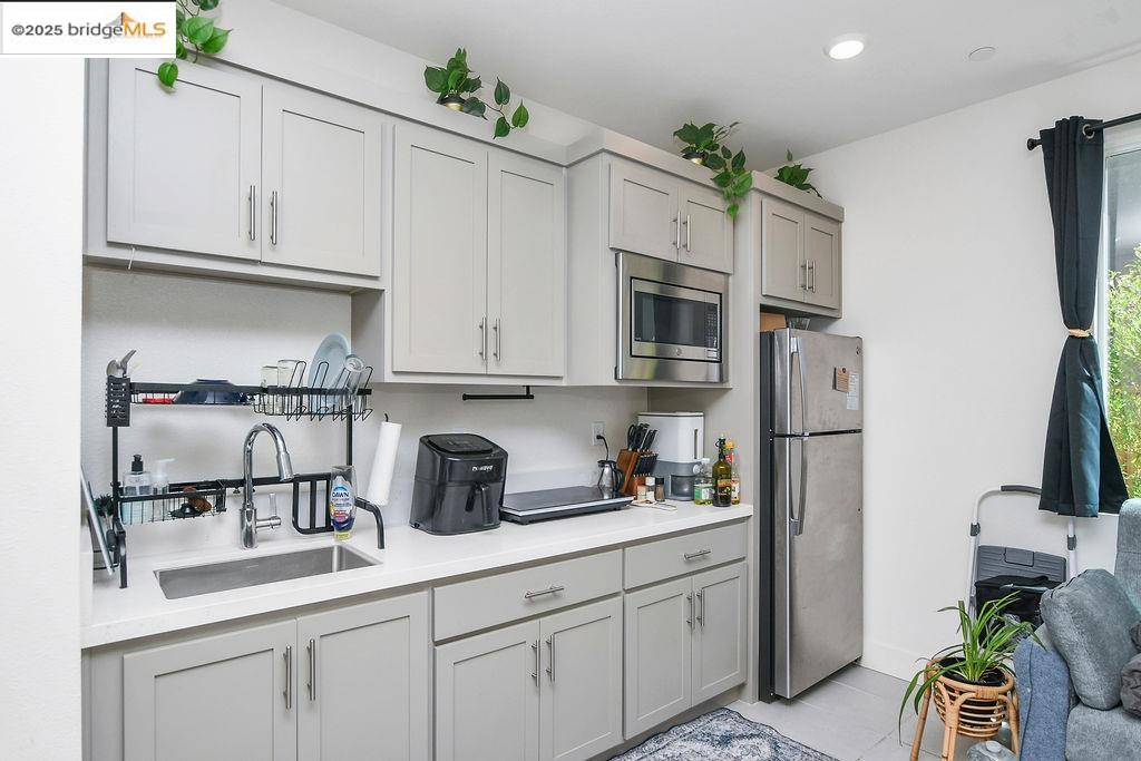 Detail Gallery Image 32 of 42 For 5153 Maniago Way, Antioch,  CA 94531 - 4 Beds | 3/1 Baths