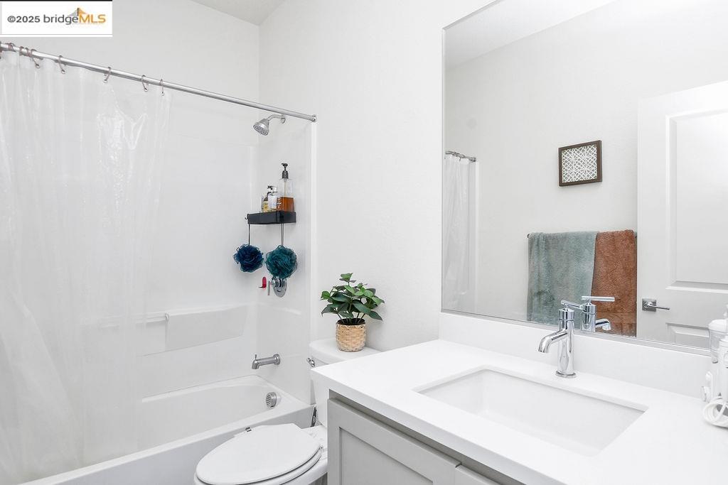 Detail Gallery Image 33 of 42 For 5153 Maniago Way, Antioch,  CA 94531 - 4 Beds | 3/1 Baths