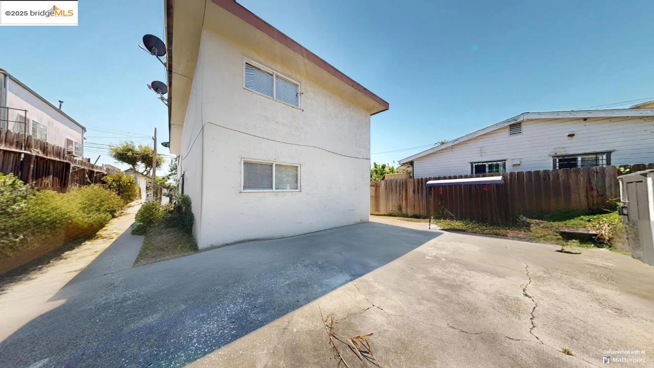 2120 E 22Nd St, Oakland, California 94606, ,Residential Income,For Sale,2120 E 22Nd St,41105290