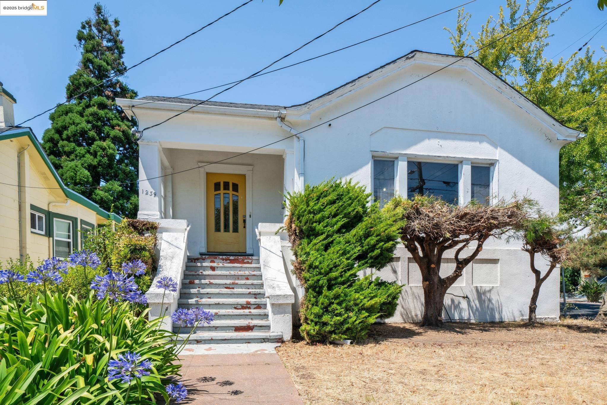 Detail Gallery Image 25 of 26 For 1239 Carleton St, Berkeley,  CA 94702 - 3 Beds | 1 Baths