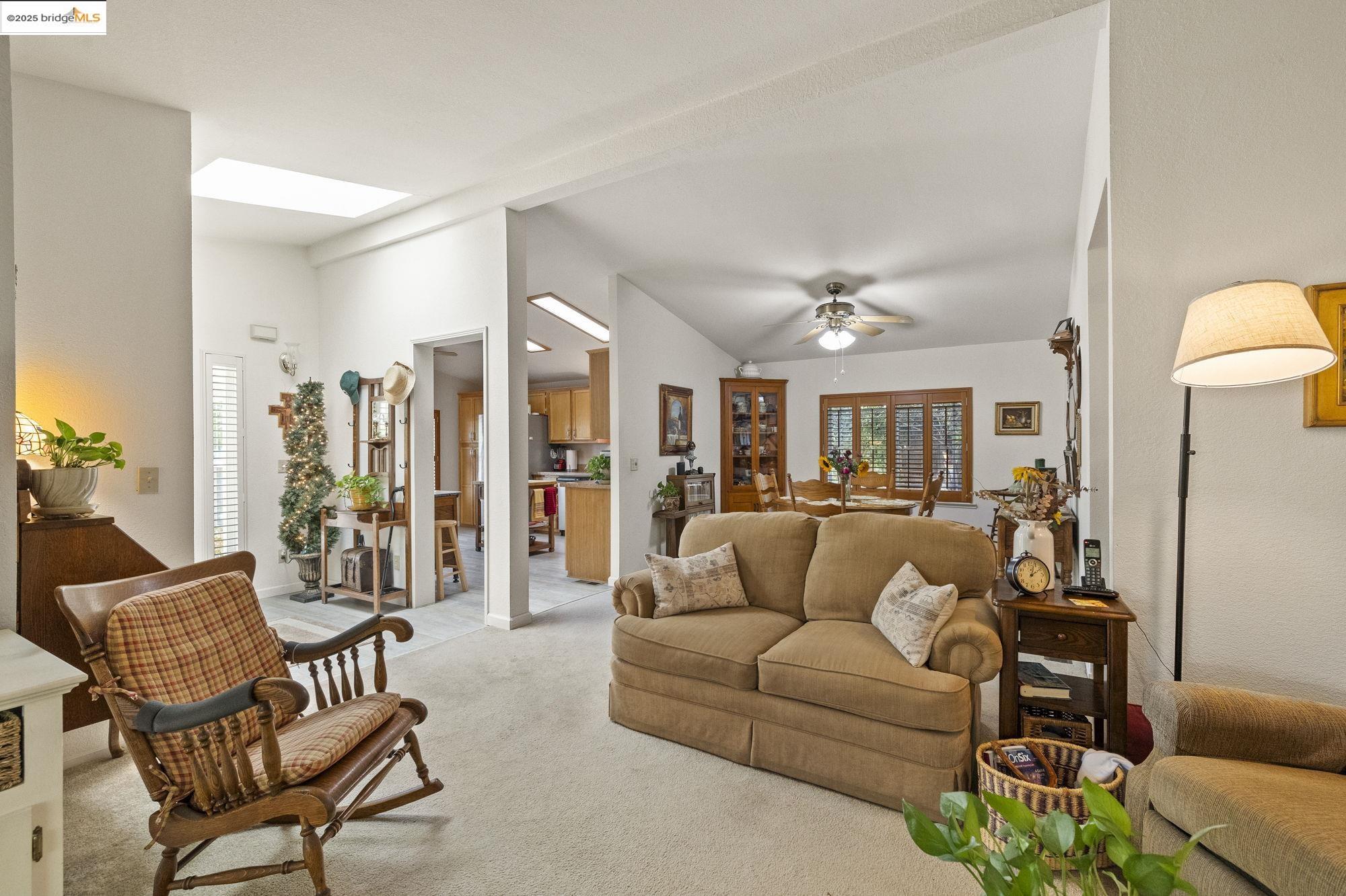 12700 Red Maple Cir SPC 15, Sonora, California 95370, 2 Bedrooms Bedrooms, 7 Rooms Rooms,2 BathroomsBathrooms,Manufactured In Park,For Sale,12700 Red Maple Cir SPC 15,41105295