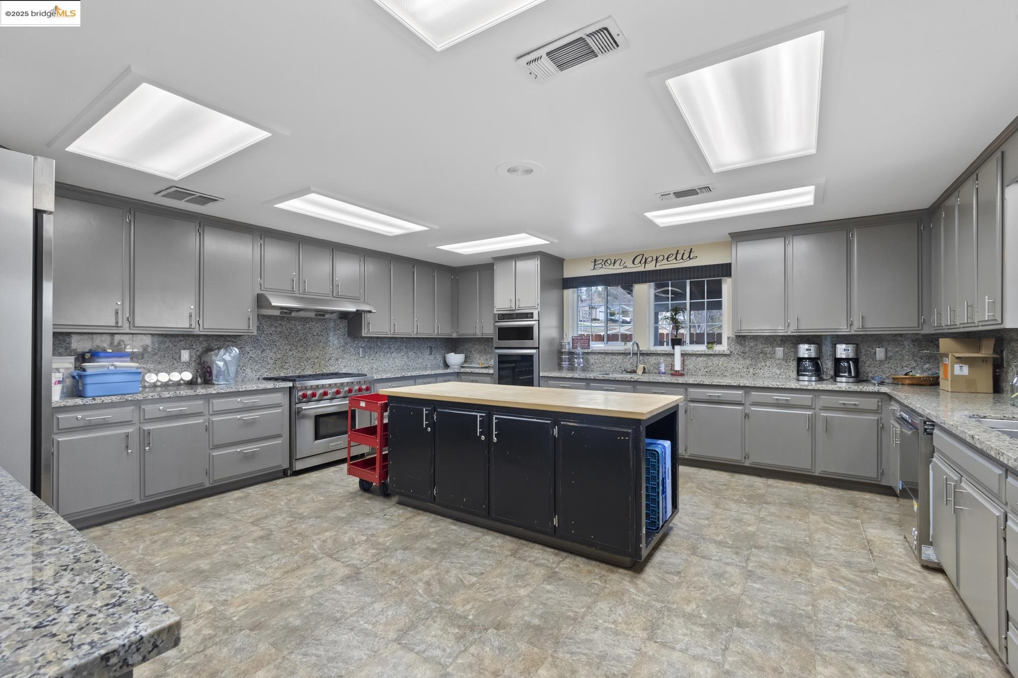 12700 Red Maple Cir SPC 15, Sonora, California 95370, 2 Bedrooms Bedrooms, 7 Rooms Rooms,2 BathroomsBathrooms,Manufactured In Park,For Sale,12700 Red Maple Cir SPC 15,41105295