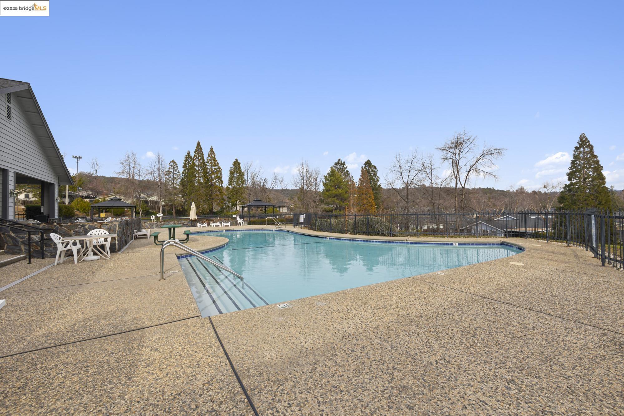 12700 Red Maple Cir SPC 15, Sonora, California 95370, 2 Bedrooms Bedrooms, 7 Rooms Rooms,2 BathroomsBathrooms,Manufactured In Park,For Sale,12700 Red Maple Cir SPC 15,41105295