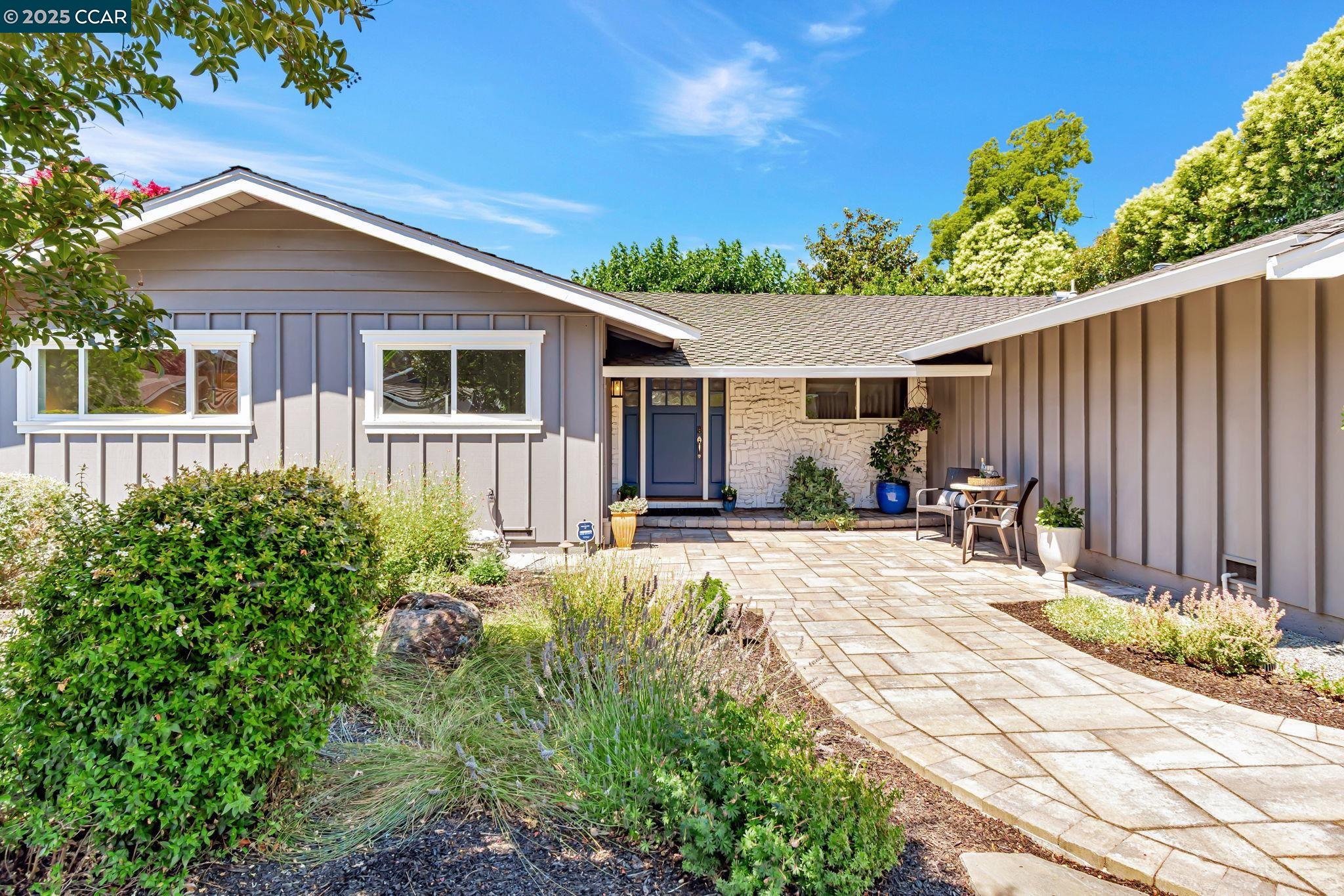 43 Wandel Dr, Moraga, California 94556, 4 Bedrooms Bedrooms, 8 Rooms Rooms,2 BathroomsBathrooms,Residential,For Sale,43 Wandel Dr,41105296