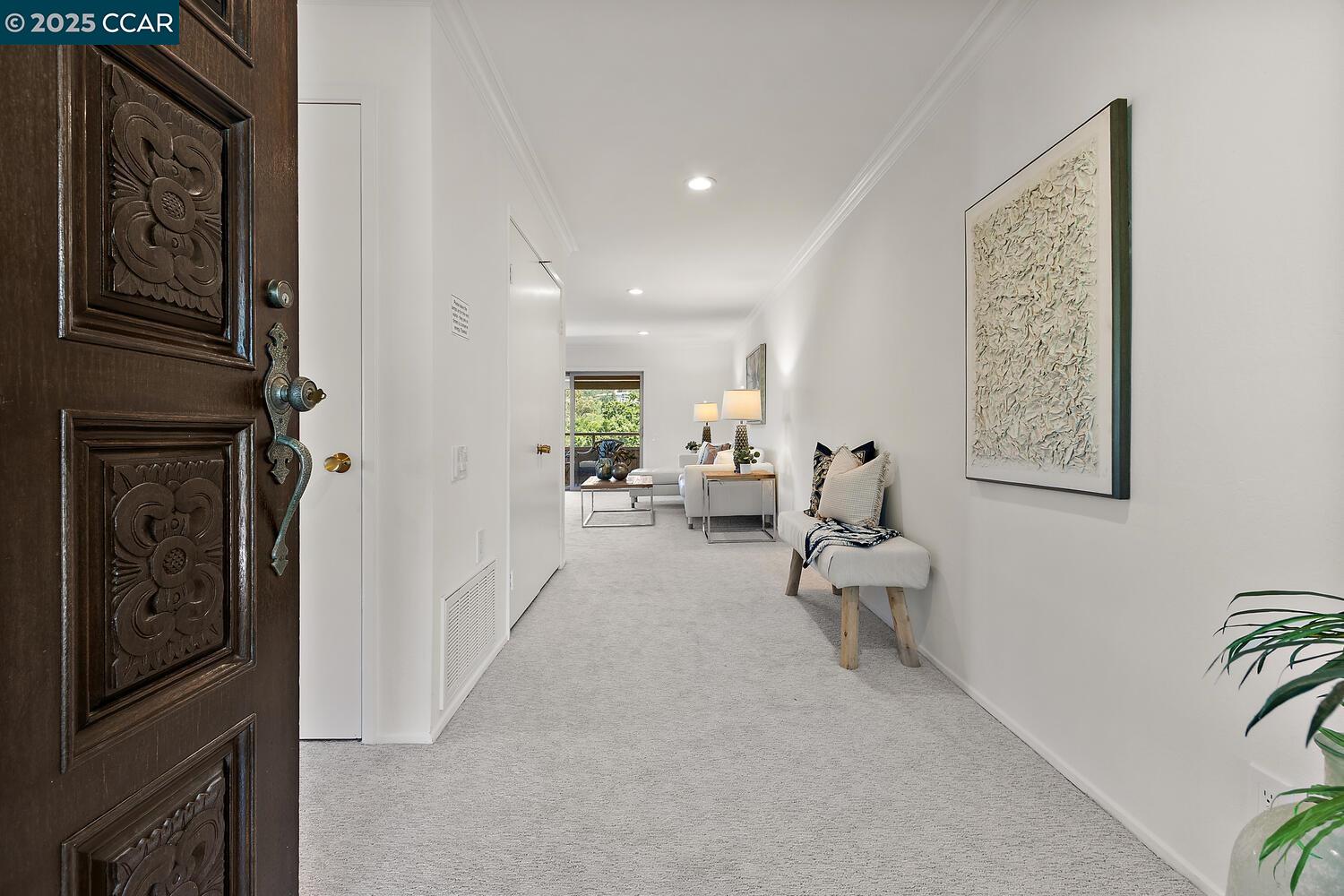 MLS: 41105297 Condo For Sale