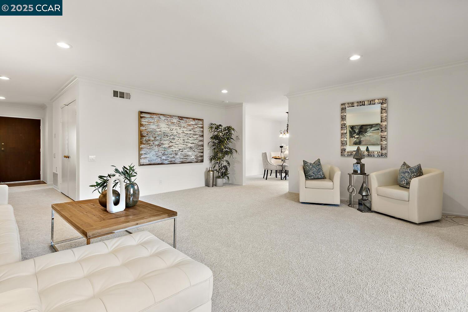 Photo #4: 41105297 Listing 