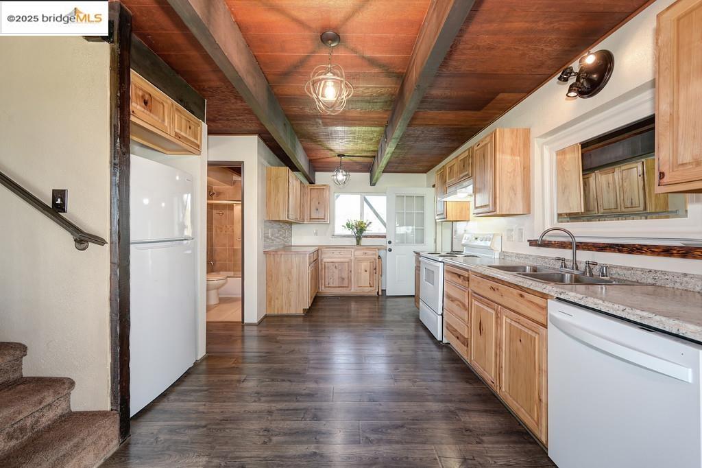 1408 Riosa RD, Lincoln, California 95648, ,Residential Income,For Sale,1408 Riosa RD,41105300