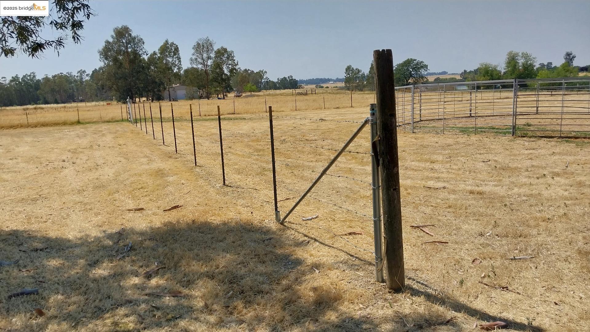 1408 Riosa RD, Lincoln, California 95648, ,Residential Income,For Sale,1408 Riosa RD,41105300
