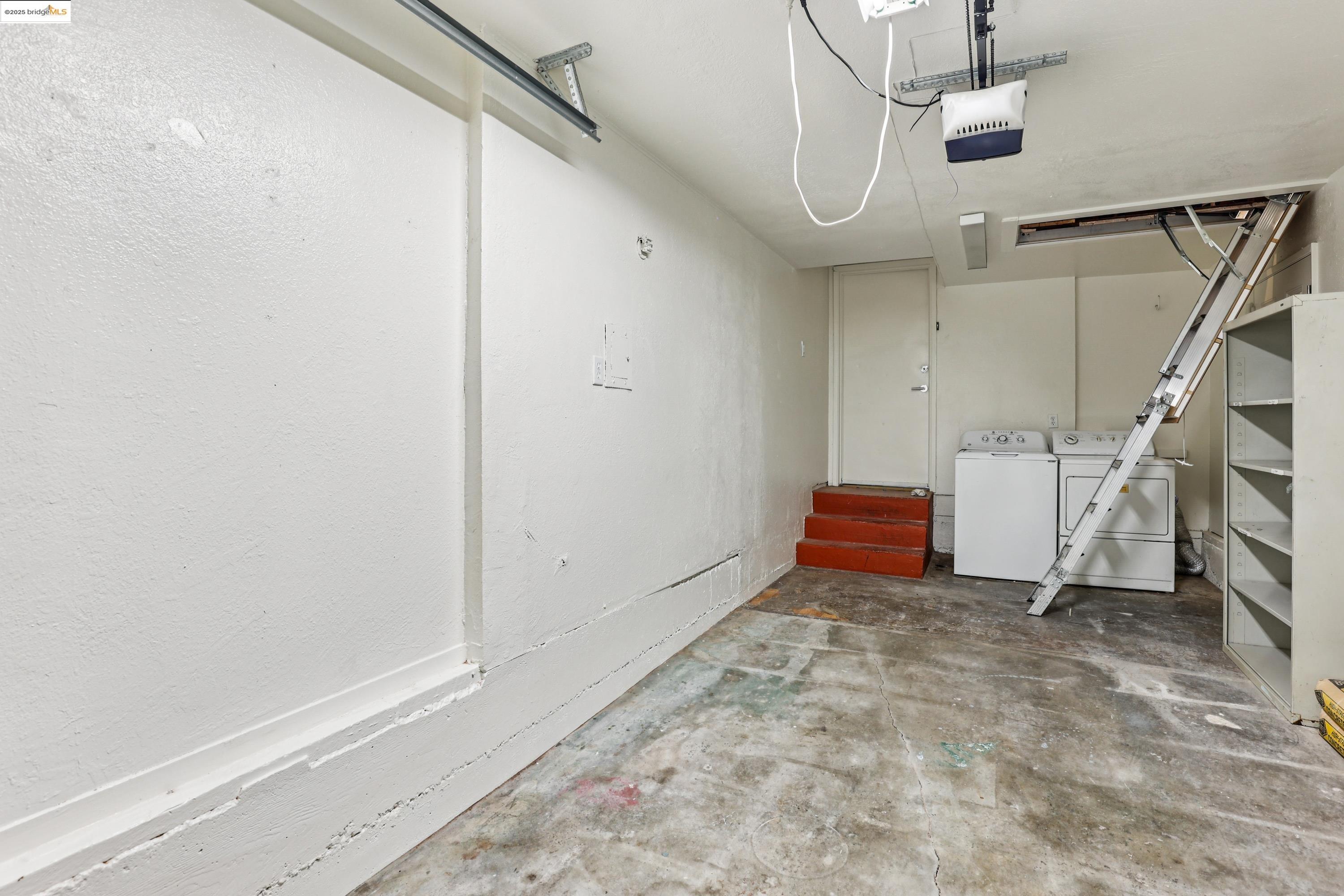 Detail Gallery Image 12 of 25 For 2018 99th Ave, Oakland,  CA 94603 - 3 Beds | 1/1 Baths