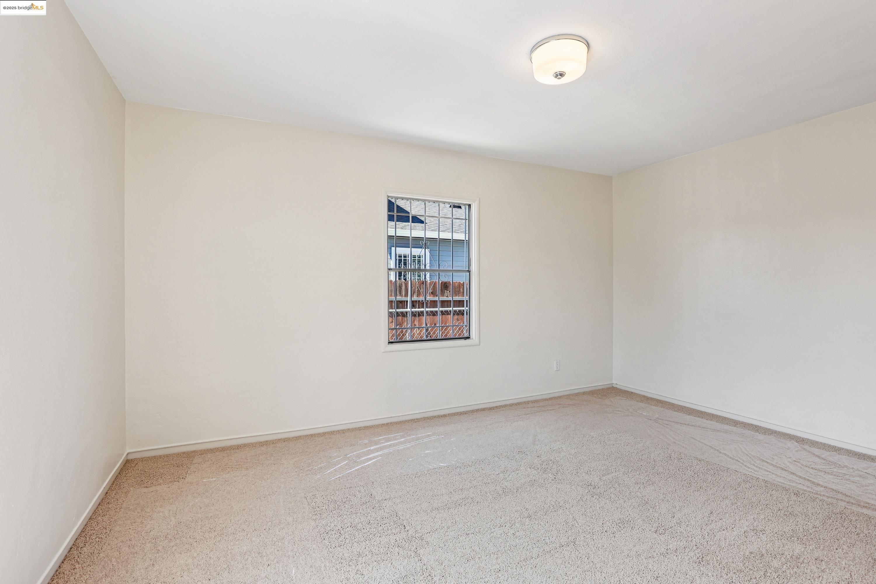 Detail Gallery Image 16 of 25 For 2018 99th Ave, Oakland,  CA 94603 - 3 Beds | 1/1 Baths