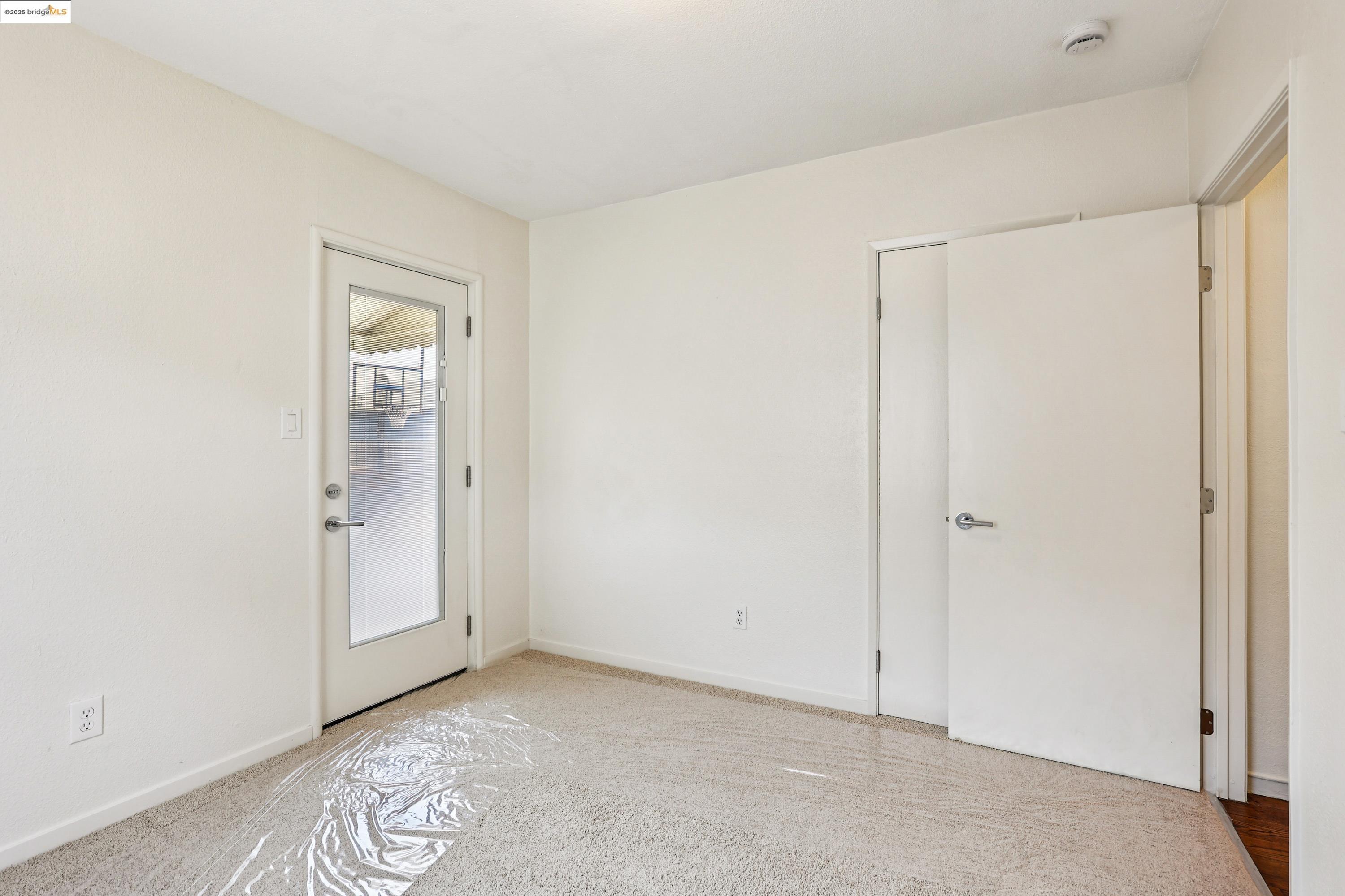 Detail Gallery Image 19 of 25 For 2018 99th Ave, Oakland,  CA 94603 - 3 Beds | 1/1 Baths
